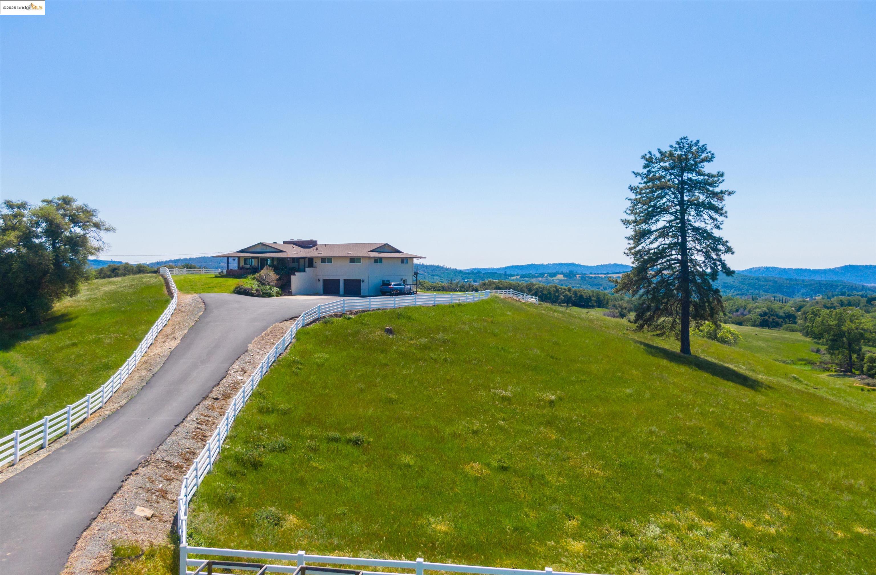 Sonora, California, 95370, United States, 3 Bedrooms Bedrooms, ,2 BathroomsBathrooms,Residential,Active,1990643