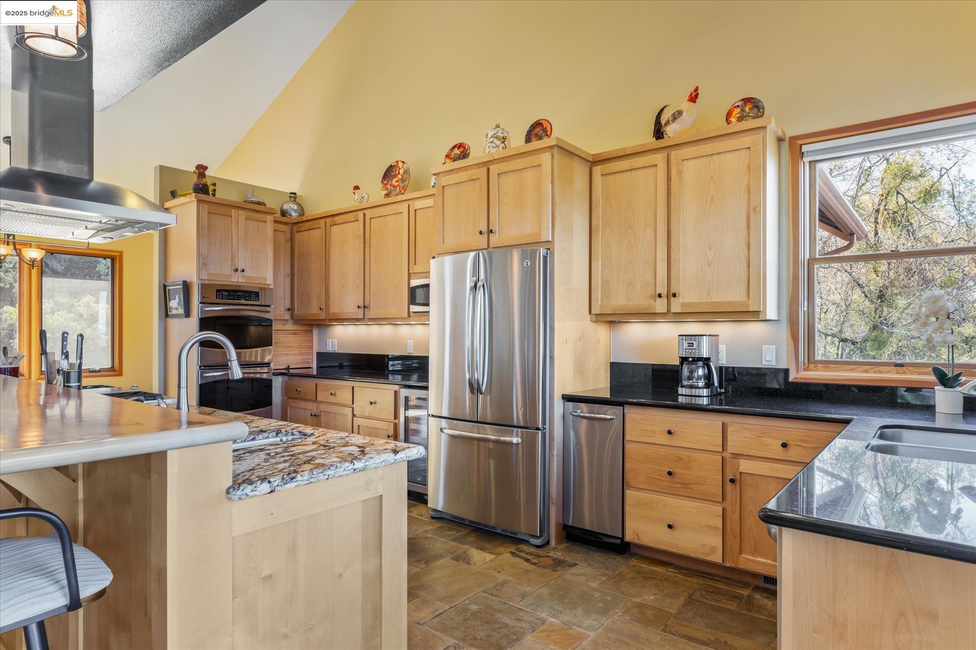 Murphys, California, 95247, United States, 4 Bedrooms Bedrooms, ,5 BathroomsBathrooms,Residential,Active,1987260