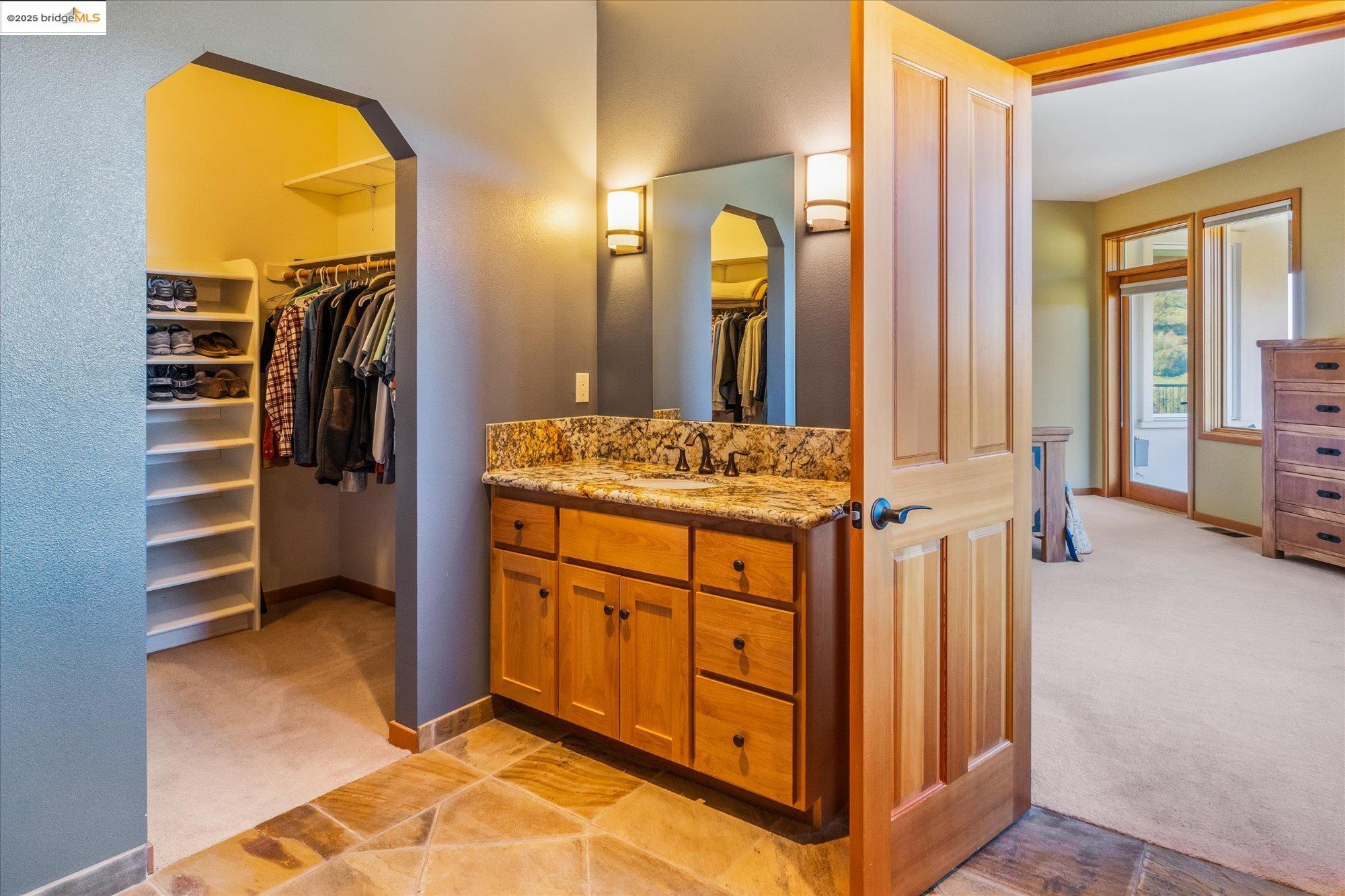 Murphys, California, 95247, United States, 4 Bedrooms Bedrooms, ,5 BathroomsBathrooms,Residential,Active,1987260