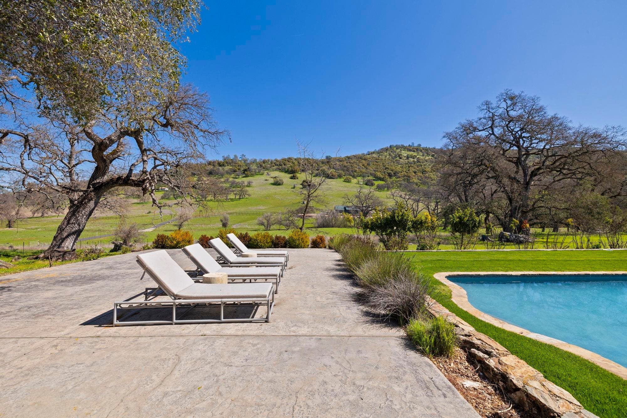 Angels Camp, California, 95222, United States, 4 Bedrooms Bedrooms, ,4 BathroomsBathrooms,Residential,Active,2015240