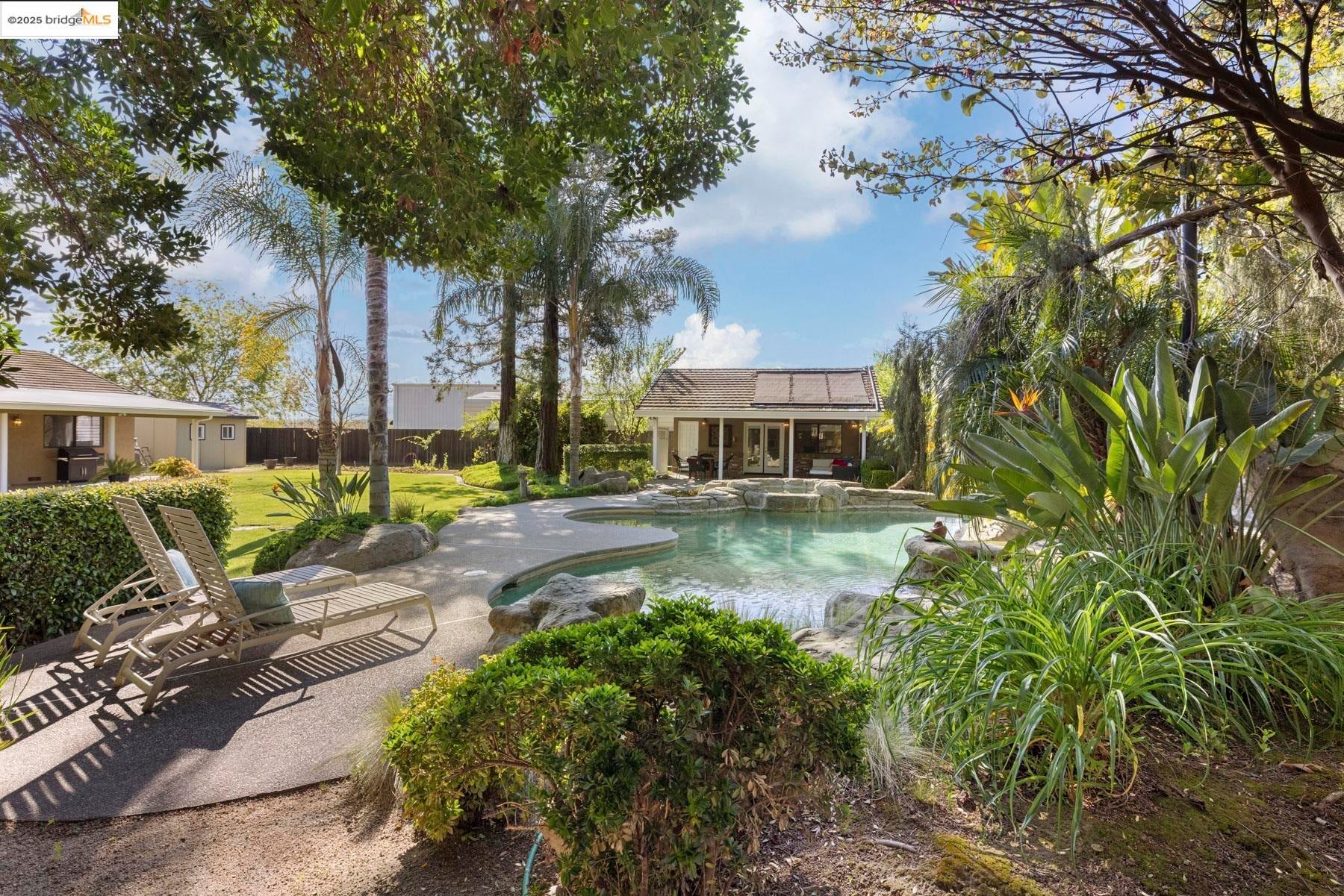 Lodi, California, 95240, United States, 3 Bedrooms Bedrooms, ,4 BathroomsBathrooms,Residential,Active,1952464