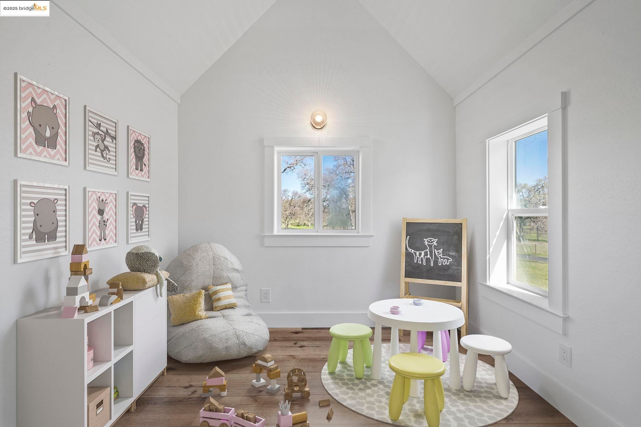 Angels Camp, California, 95222, United States, 4 Bedrooms Bedrooms, ,4 BathroomsBathrooms,Residential,Active,1748796