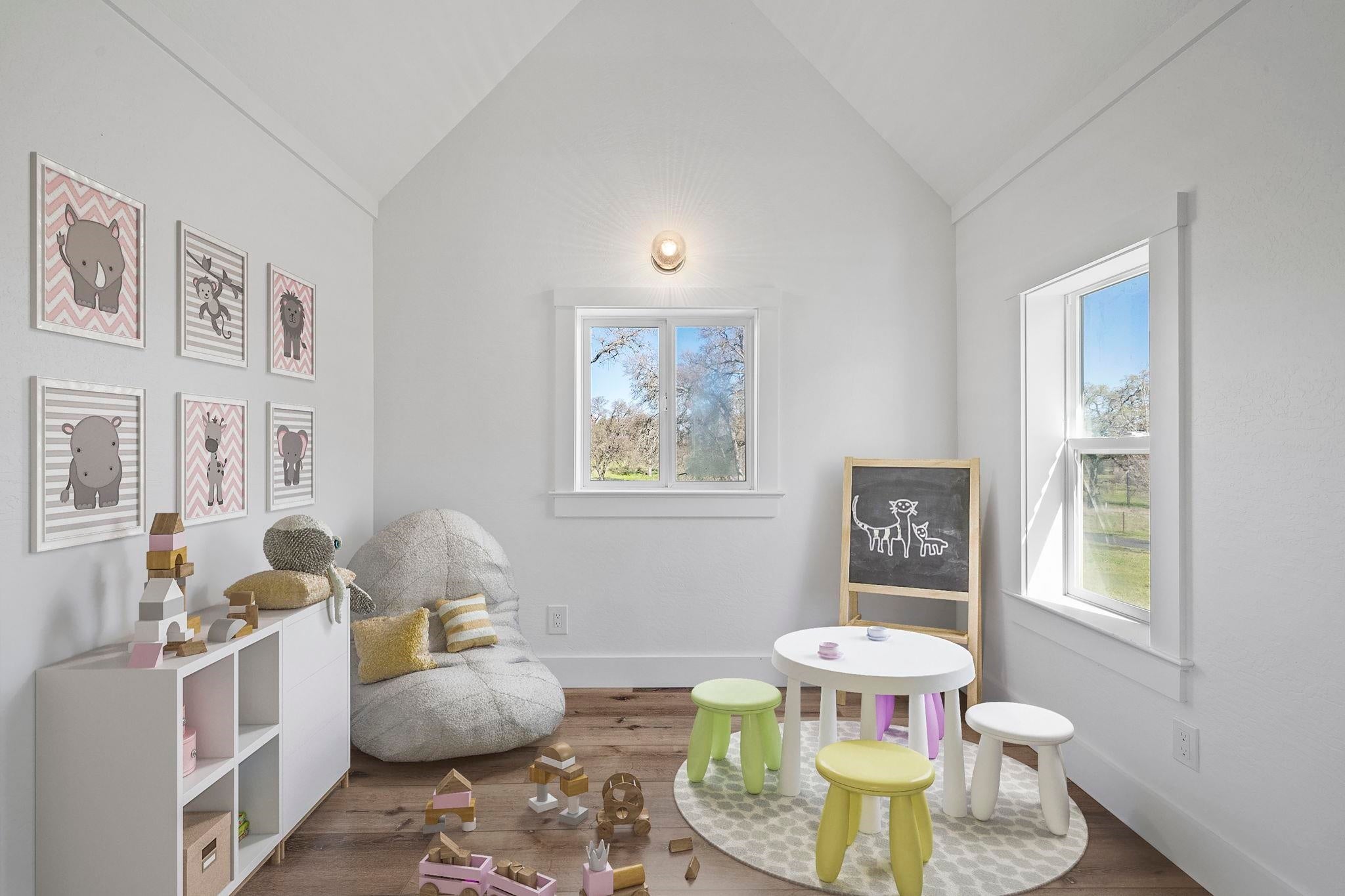 Angels Camp, California, 95222, United States, 4 Bedrooms Bedrooms, ,4 BathroomsBathrooms,Residential,Active,2015240