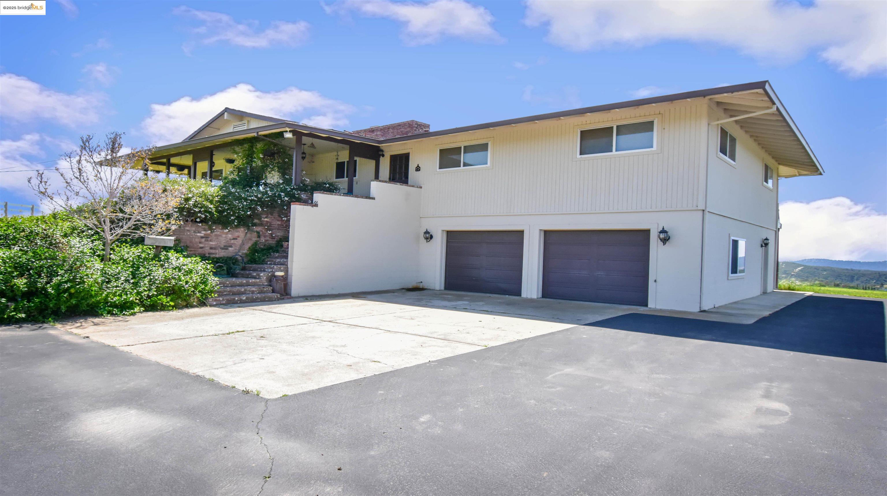 Sonora, California, 95370, United States, 3 Bedrooms Bedrooms, ,2 BathroomsBathrooms,Residential,Active,1990643