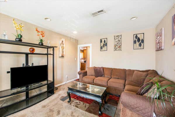 1343 105TH AVE, OAKLAND, CA 94603 - Image 1