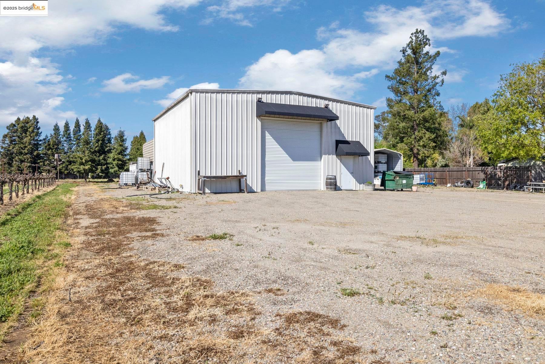 Lodi, California, 95240, United States, 3 Bedrooms Bedrooms, ,4 BathroomsBathrooms,Residential,Active,1952464