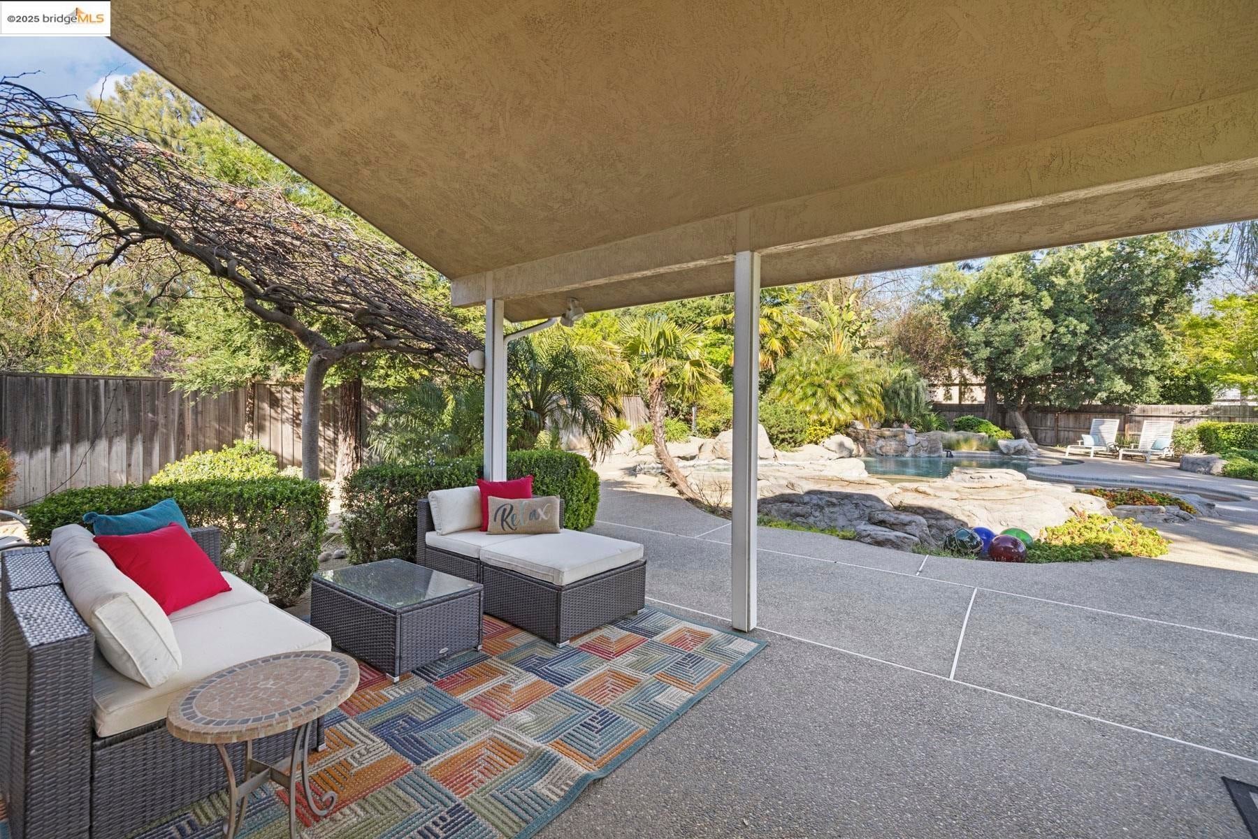 Lodi, California, 95240, United States, 3 Bedrooms Bedrooms, ,4 BathroomsBathrooms,Residential,Active,1952464