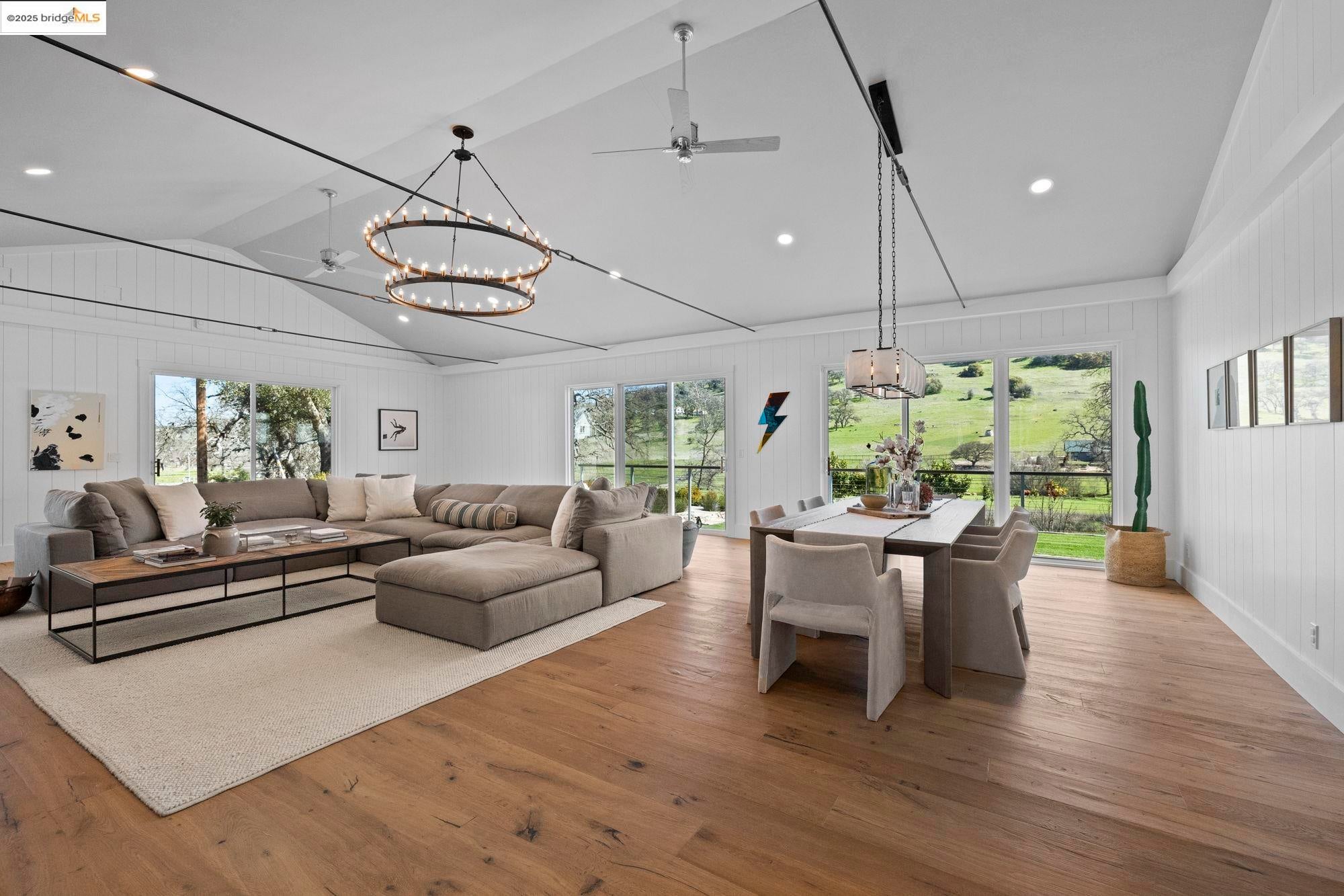 Angels Camp, California, 95222, United States, 4 Bedrooms Bedrooms, ,4 BathroomsBathrooms,Residential,Active,1748796