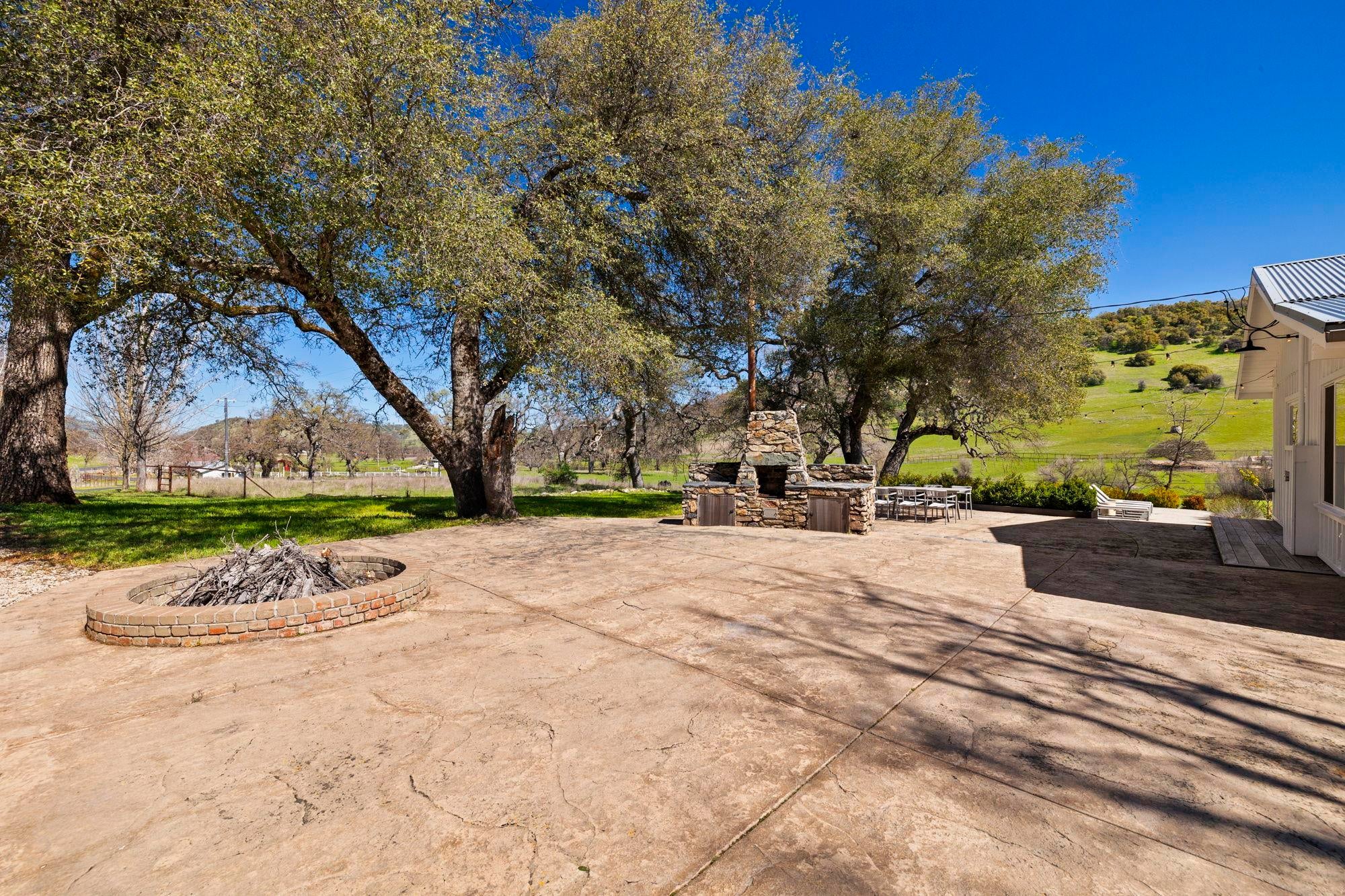 Angels Camp, California, 95222, United States, 4 Bedrooms Bedrooms, ,4 BathroomsBathrooms,Residential,Active,2015240