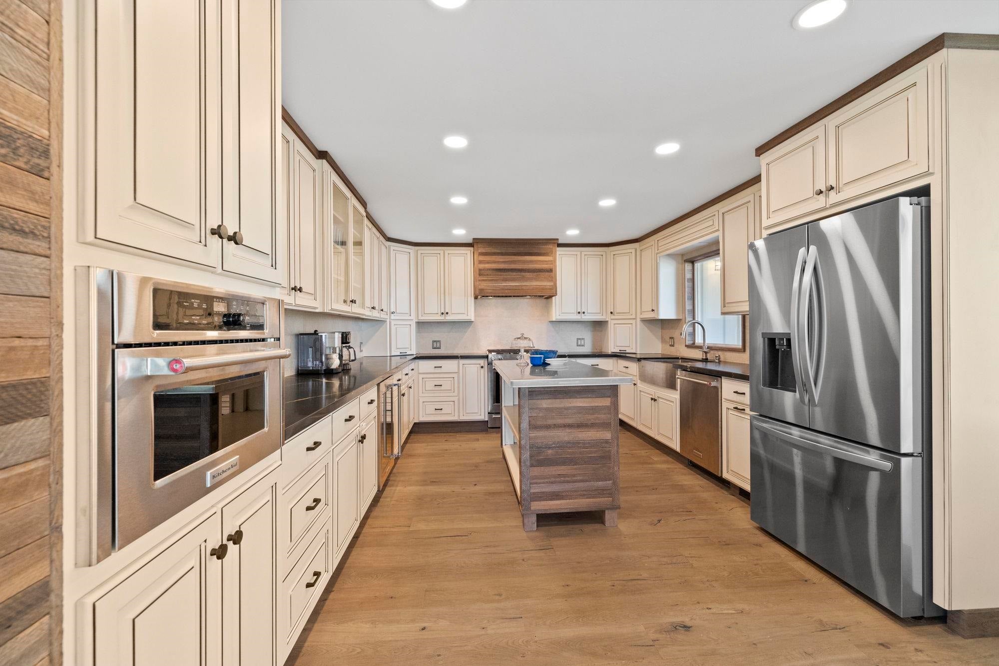 Angels Camp, California, 95222, United States, 4 Bedrooms Bedrooms, ,4 BathroomsBathrooms,Residential,Active,2015240