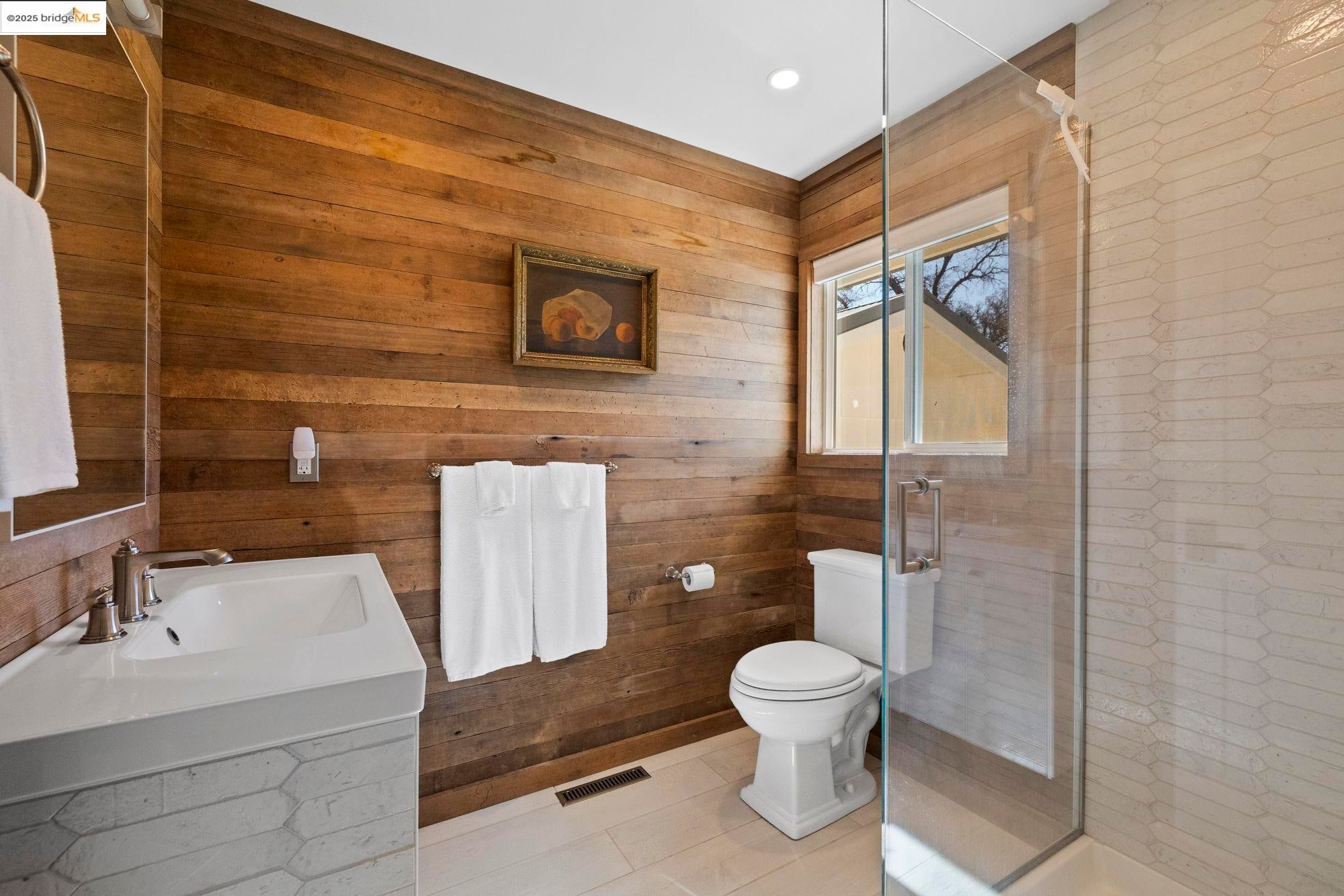 Angels Camp, California, 95222, United States, 4 Bedrooms Bedrooms, ,4 BathroomsBathrooms,Residential,Active,1748796