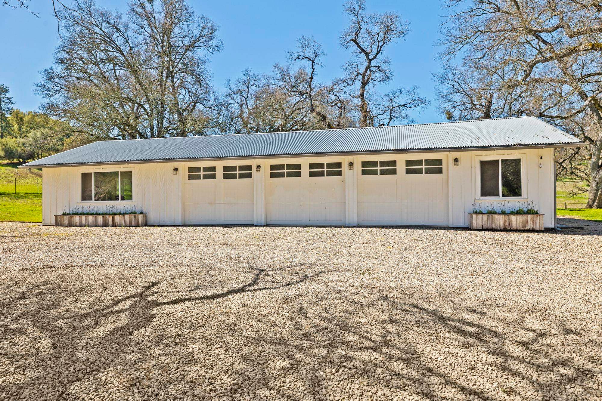 Angels Camp, California, 95222, United States, 4 Bedrooms Bedrooms, ,4 BathroomsBathrooms,Residential,Active,2015240