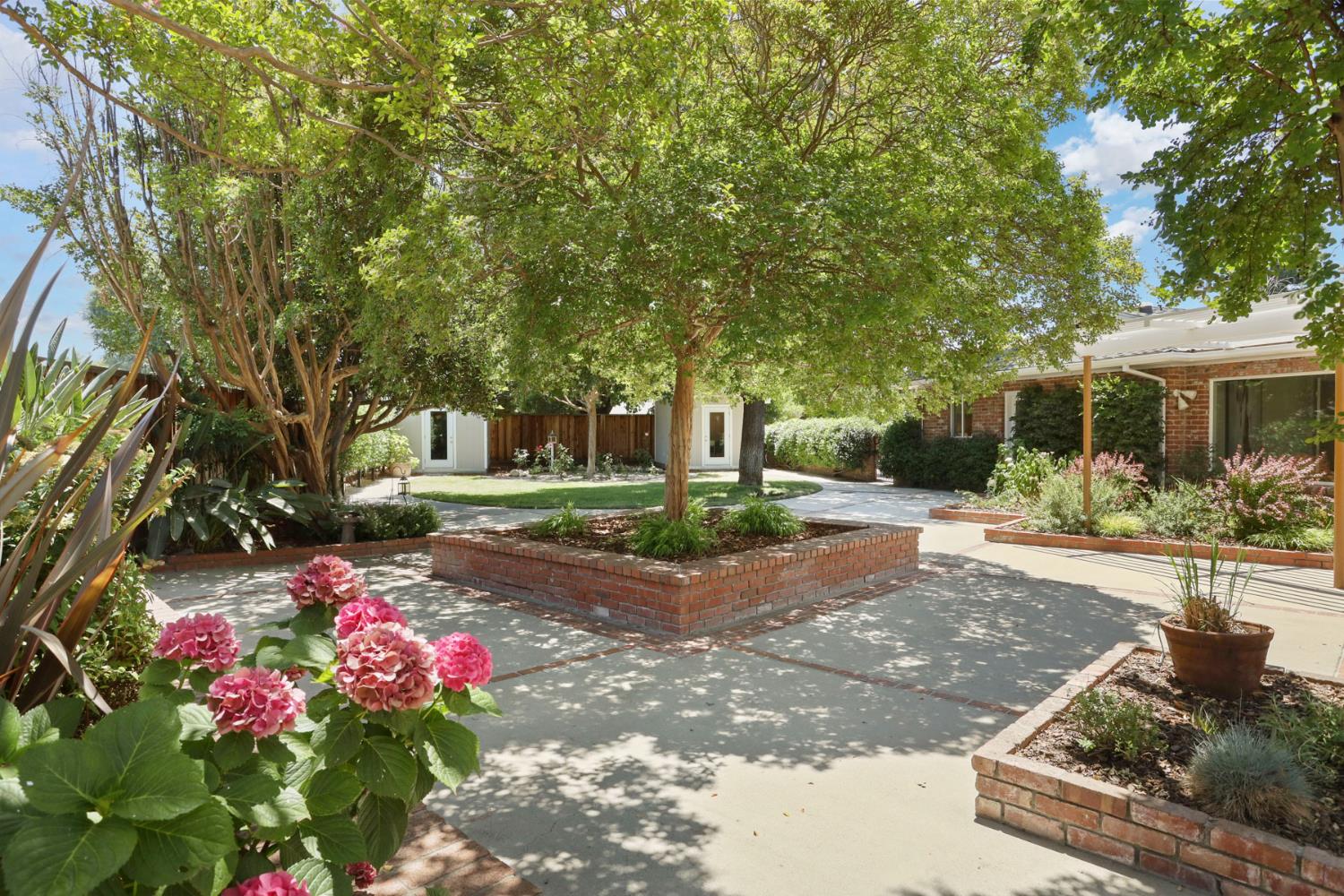 Modesto, California, 95350, United States, 4 Bedrooms Bedrooms, ,3 BathroomsBathrooms,Residential,Active,1877804