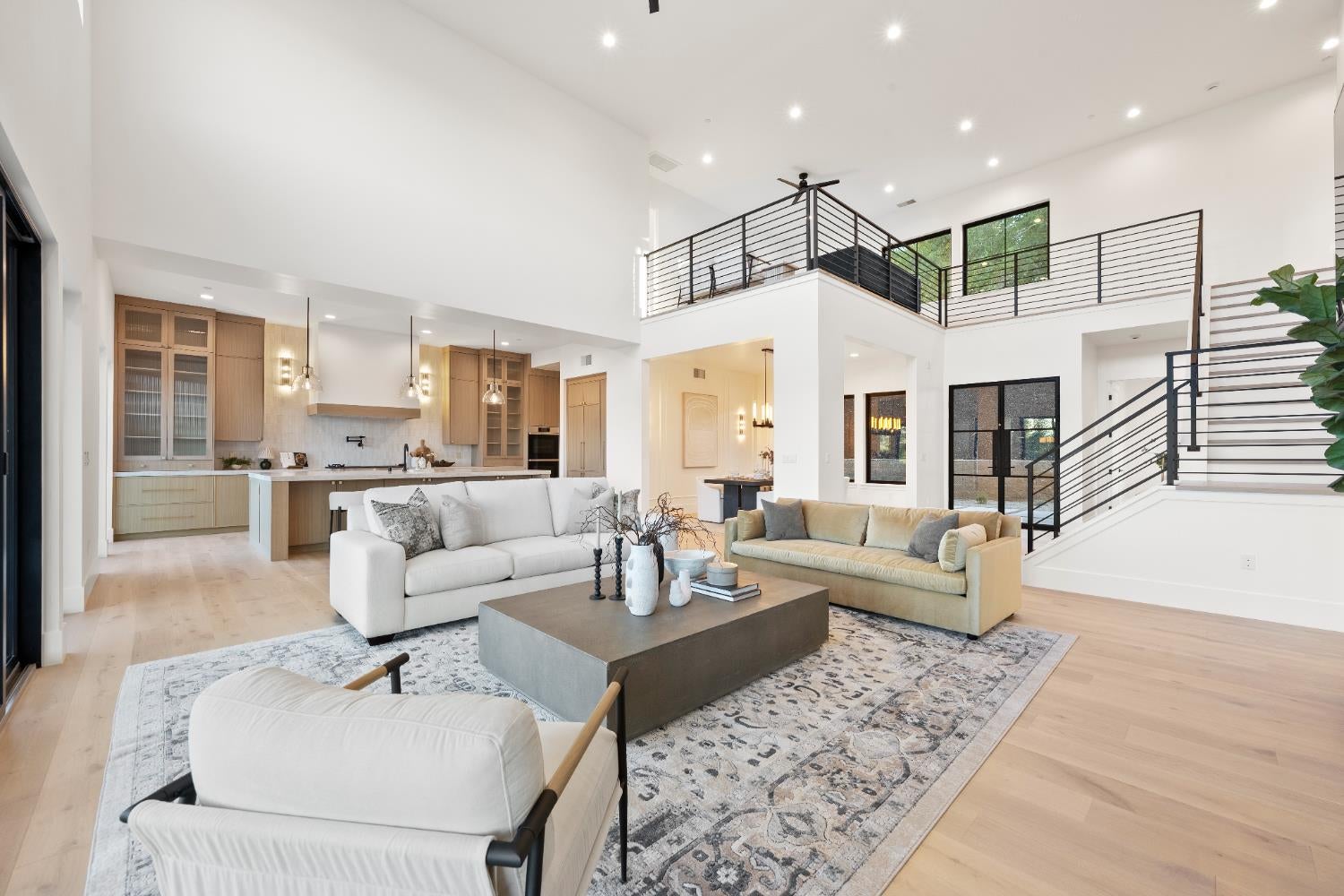 Loomis, California, 95650, United States, 5 Bedrooms Bedrooms, ,4 BathroomsBathrooms,Residential,Active,1959535