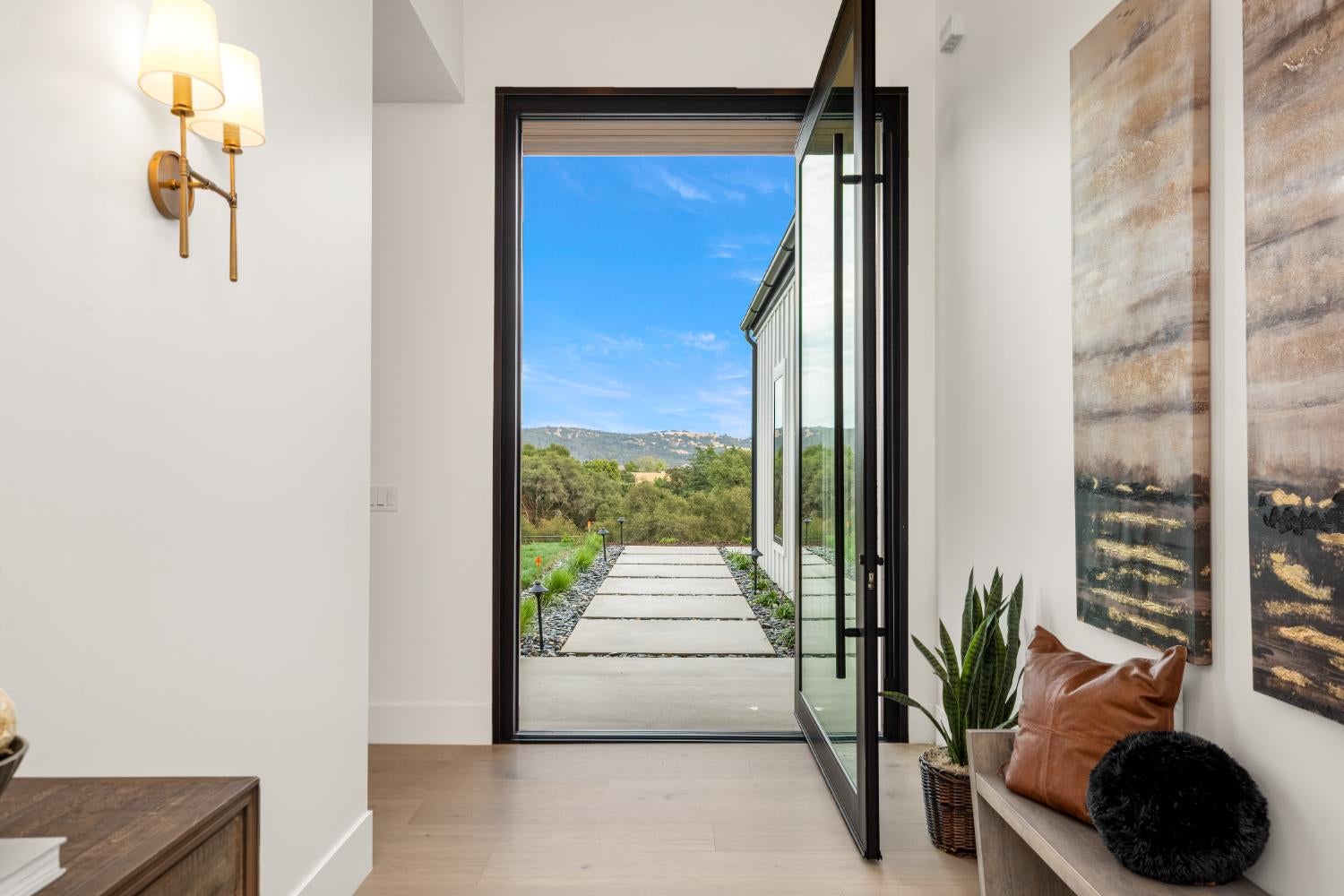 Newcastle, California, 95658, United States, 4 Bedrooms Bedrooms, ,6 BathroomsBathrooms,Residential,Active,1973288