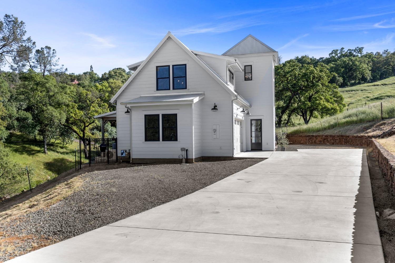 Sutter Creek, California, 95685, United States, 3 Bedrooms Bedrooms, ,3 BathroomsBathrooms,Residential,Active,2011413