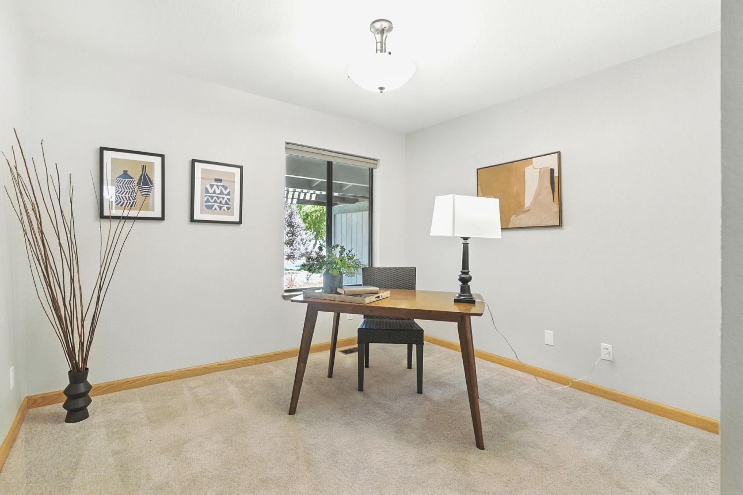 Davis, California, 95616, United States, 4 Bedrooms Bedrooms, ,2 BathroomsBathrooms,Residential,Active,1922306