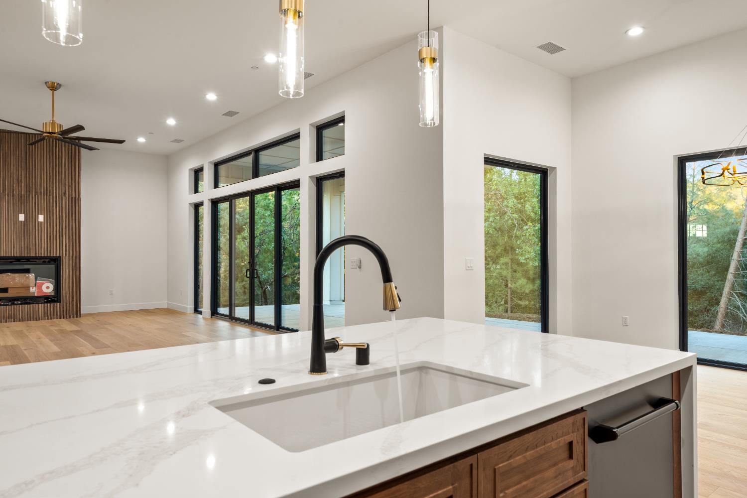 Auburn, California, 95602, United States, 4 Bedrooms Bedrooms, ,3 BathroomsBathrooms,Residential,Active,2003545