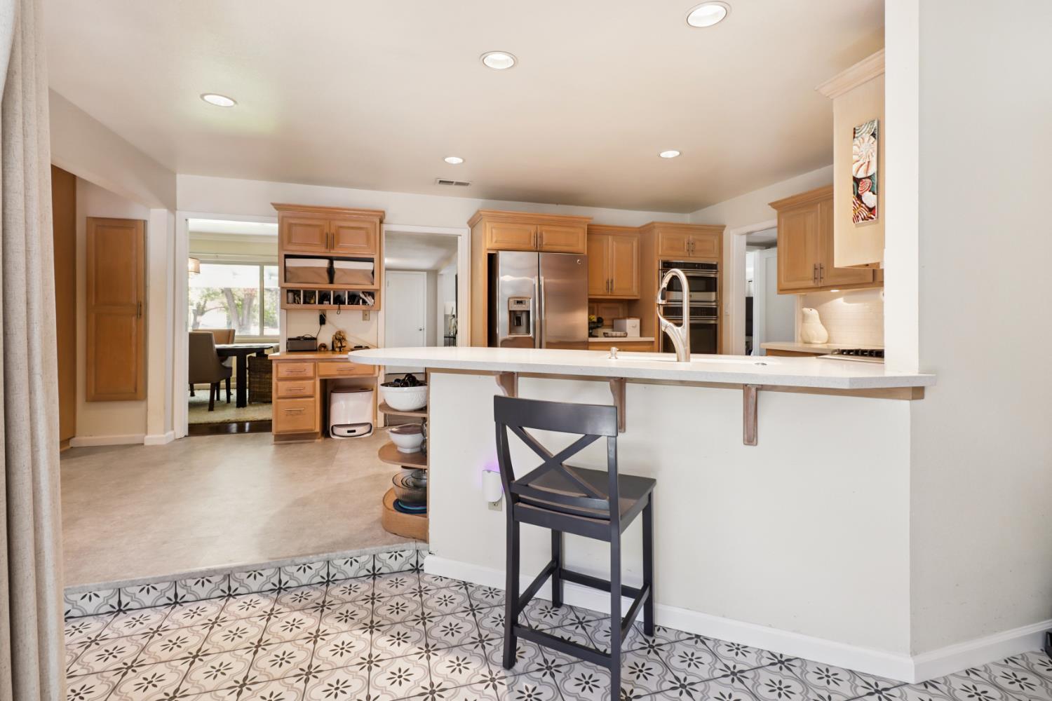 Carmichael, California, 95608, United States, 4 Bedrooms Bedrooms, ,3 BathroomsBathrooms,Residential,Active,1904149
