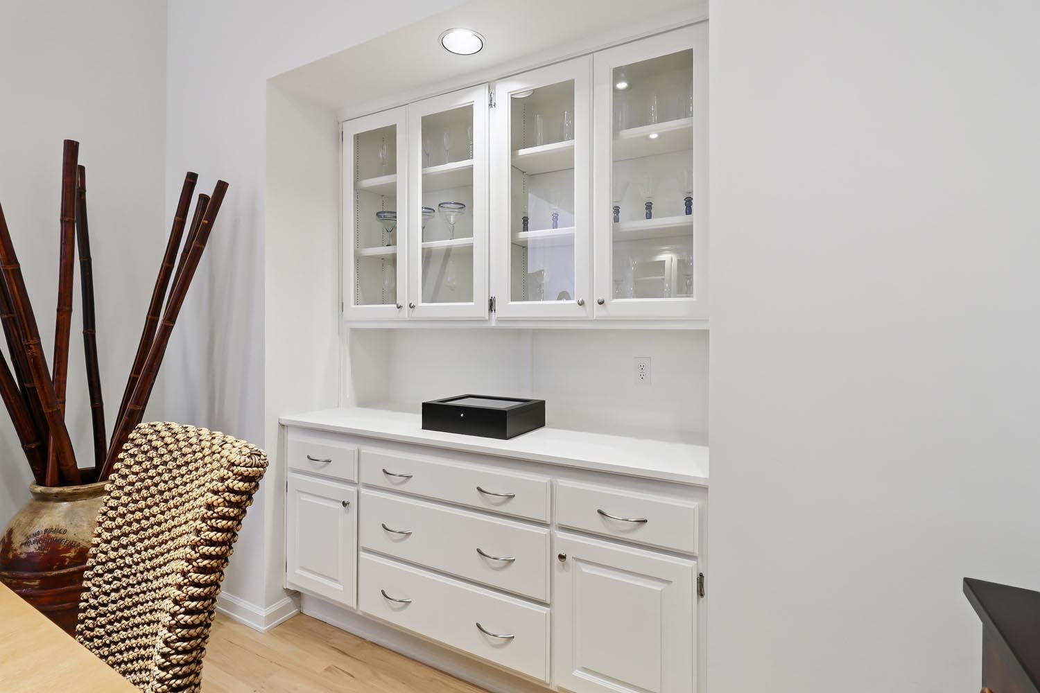 Carmichael, California, 95608, United States, 4 Bedrooms Bedrooms, ,3 BathroomsBathrooms,Residential,Active,2007341