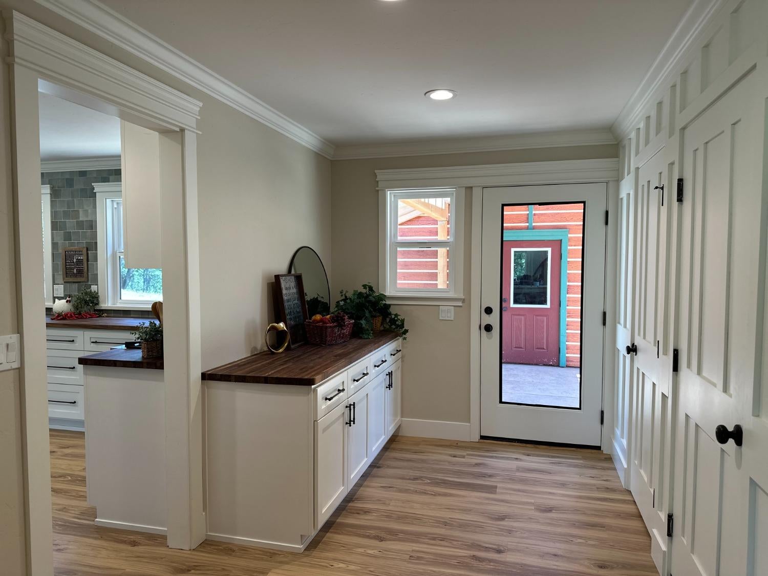 Pollock Pines, California, 95726, United States, 4 Bedrooms Bedrooms, ,3 BathroomsBathrooms,Residential,Active,1880012