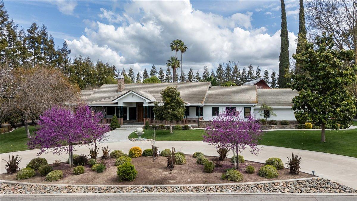 Ripon, California, 95366, United States, 3 Bedrooms Bedrooms, ,5 BathroomsBathrooms,Residential,Active,1808206