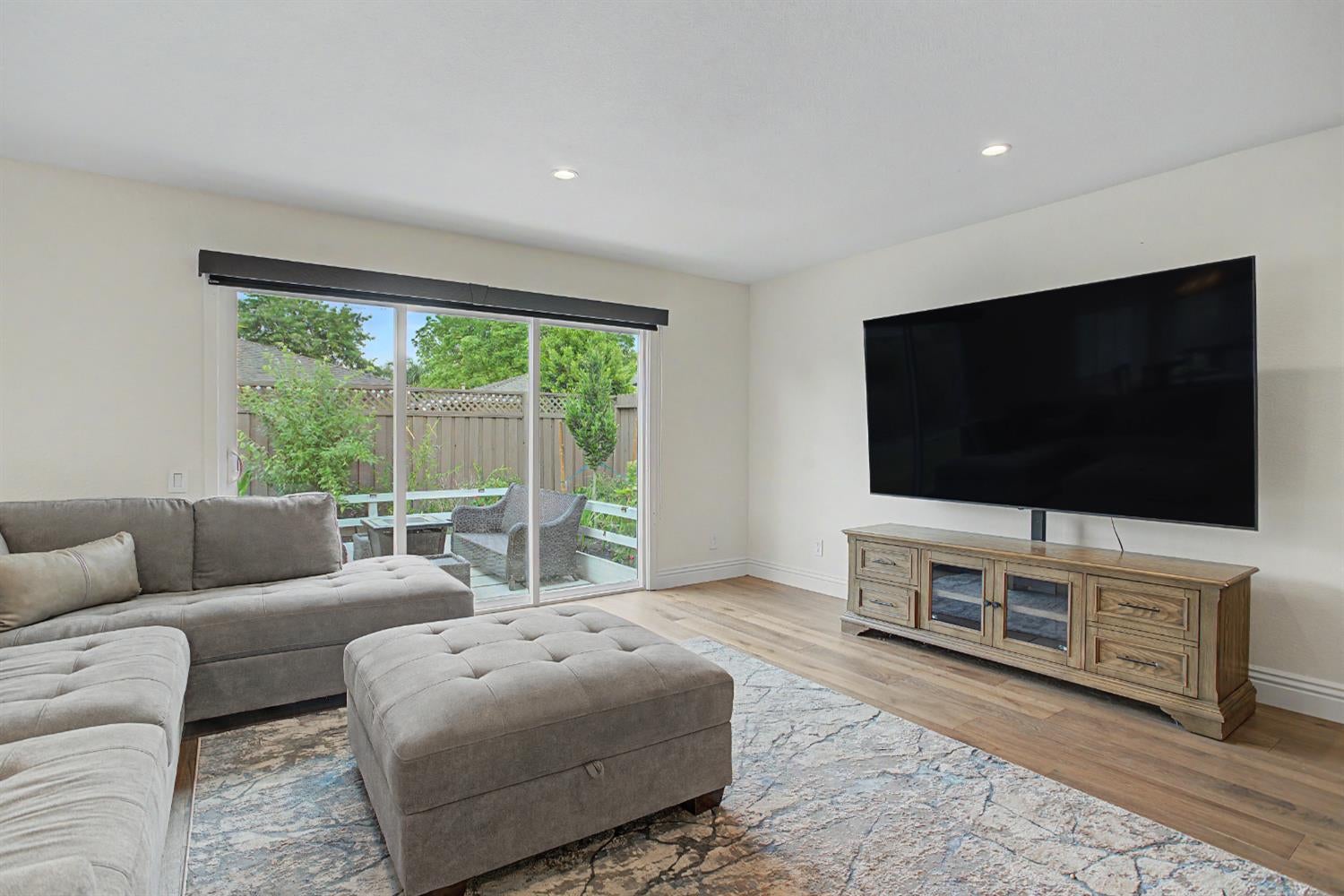 Sacramento, California, 95864, United States, 4 Bedrooms Bedrooms, ,3 BathroomsBathrooms,Residential,Active,2045002