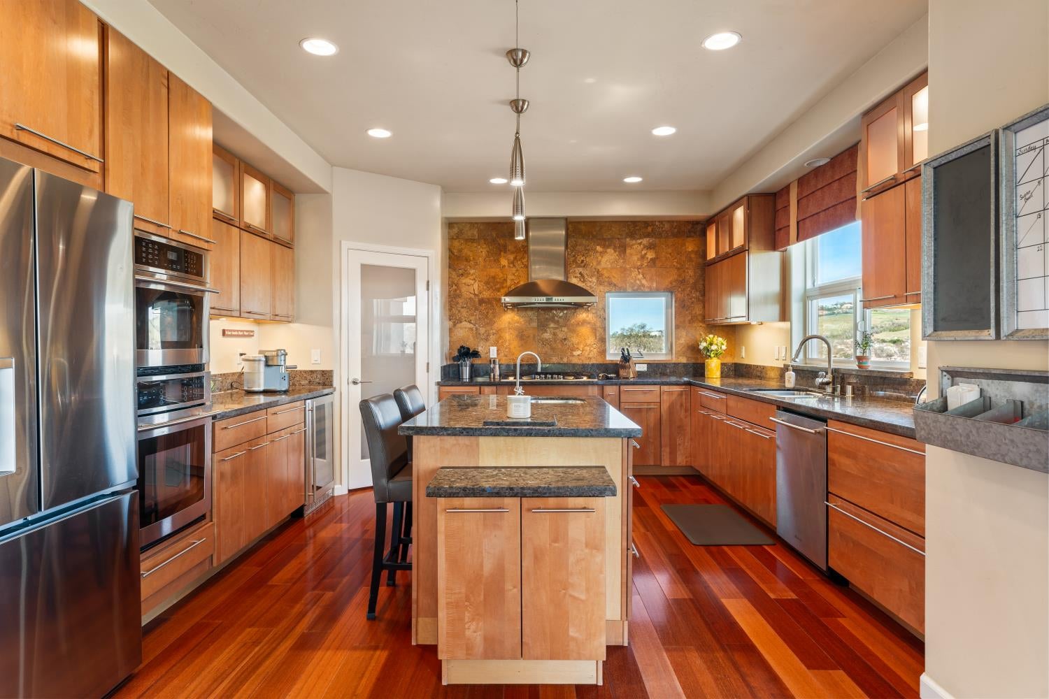 El Dorado Hills, California, 95762, United States, 5 Bedrooms Bedrooms, ,4 BathroomsBathrooms,Residential,Active,2023351