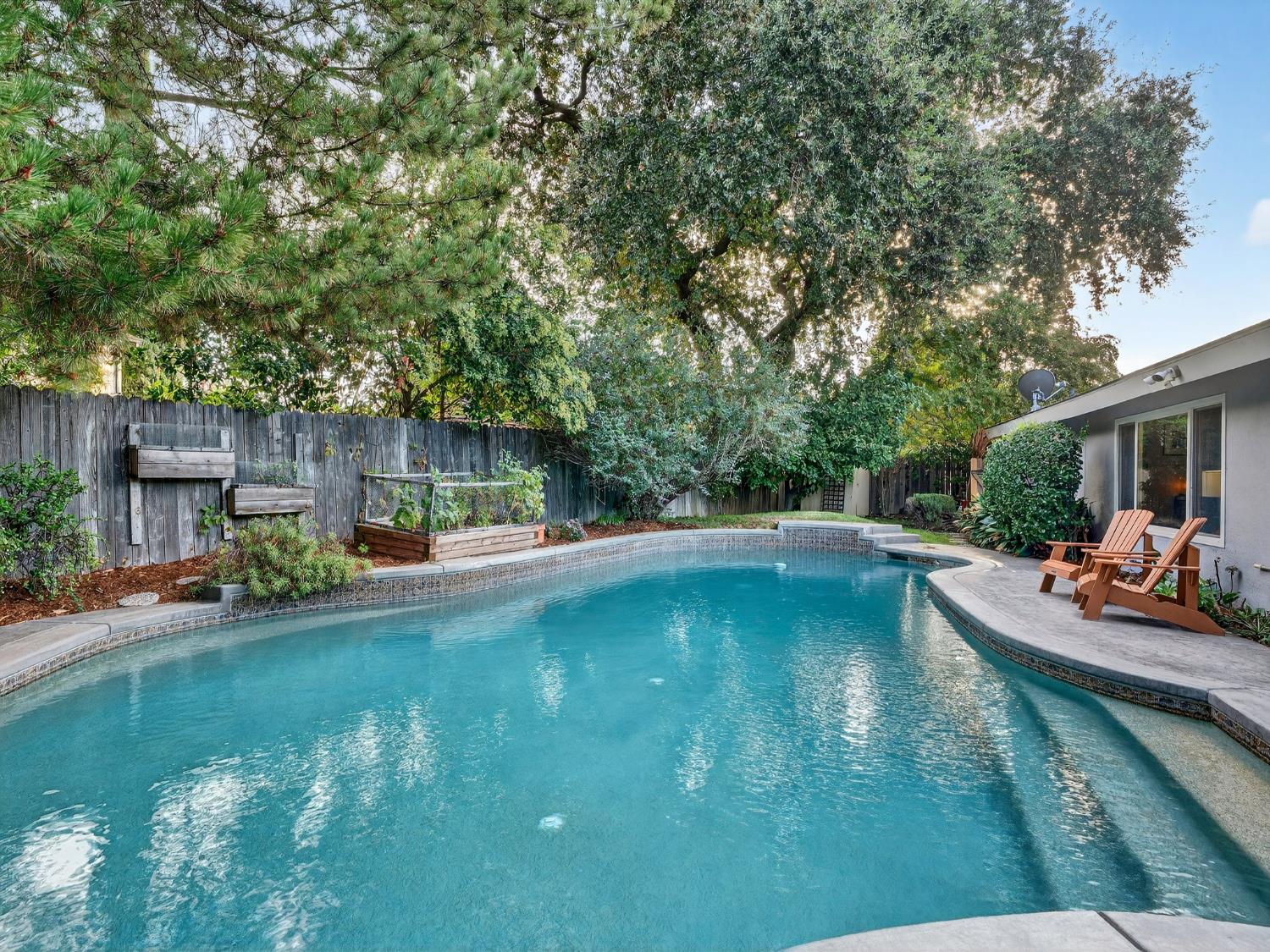 Davis, California, 95618, United States, 4 Bedrooms Bedrooms, ,2 BathroomsBathrooms,Residential,Active,1961942