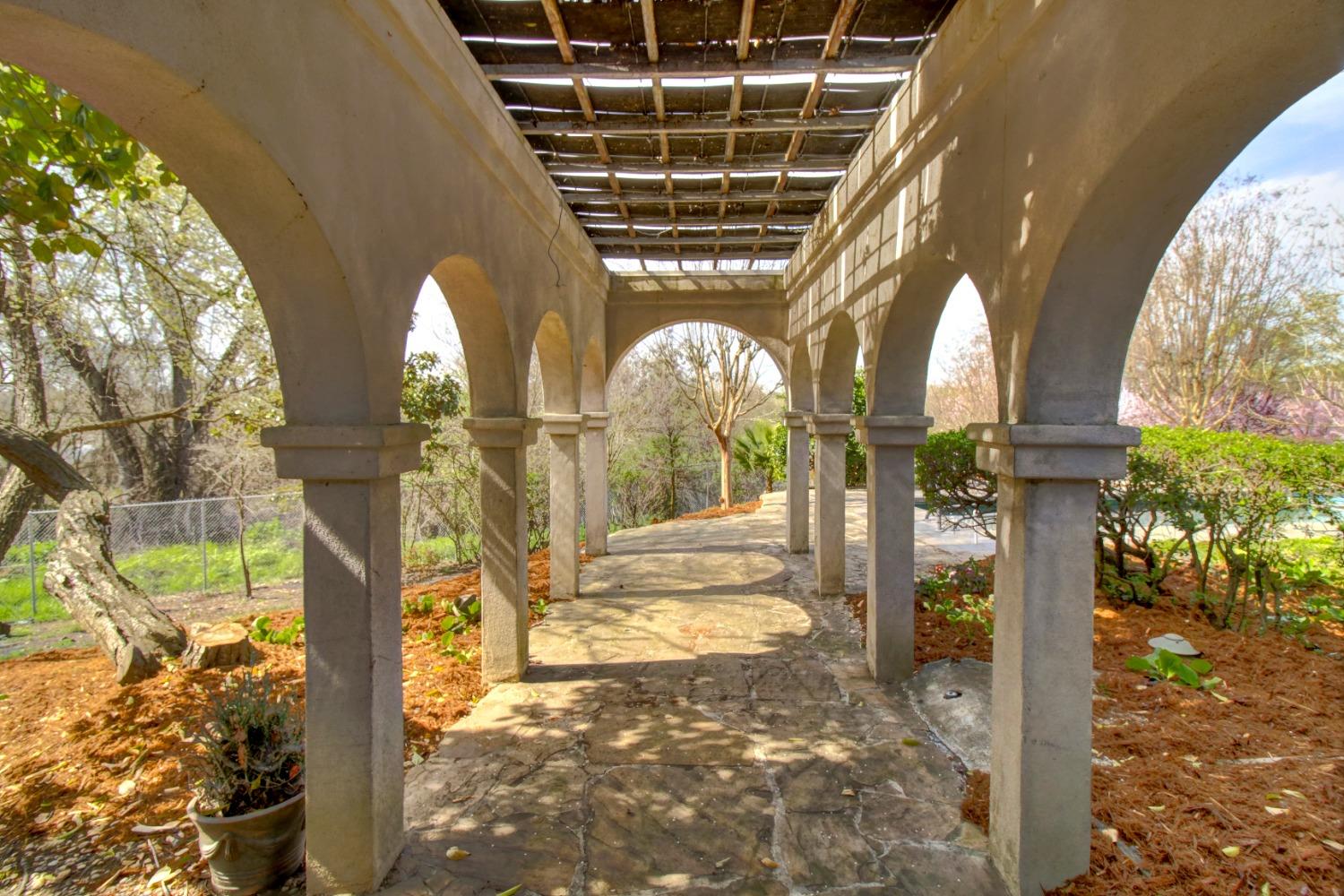 Sacramento, California, 95827, United States, 6 Bedrooms Bedrooms, ,7 BathroomsBathrooms,Residential,Active,1898041