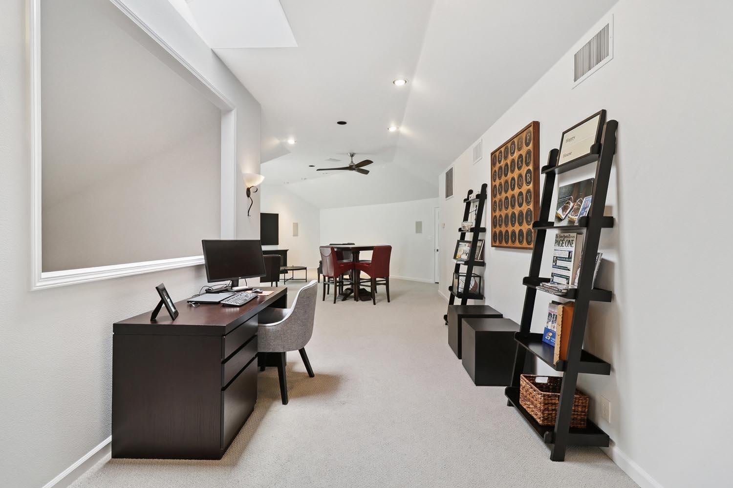 Carmichael, California, 95608, United States, 4 Bedrooms Bedrooms, ,3 BathroomsBathrooms,Residential,Active,2007341