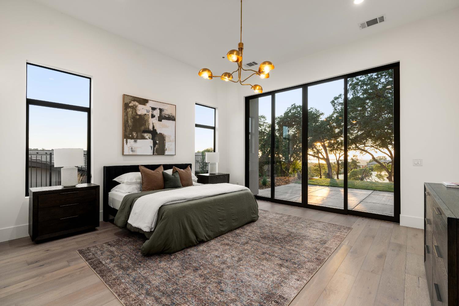 El Dorado Hills, California, 95762, United States, 5 Bedrooms Bedrooms, ,5 BathroomsBathrooms,Residential,Active,1998588