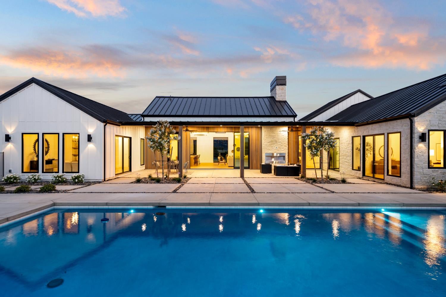 Newcastle, California, 95658, United States, 4 Bedrooms Bedrooms, ,6 BathroomsBathrooms,Residential,Active,1973288