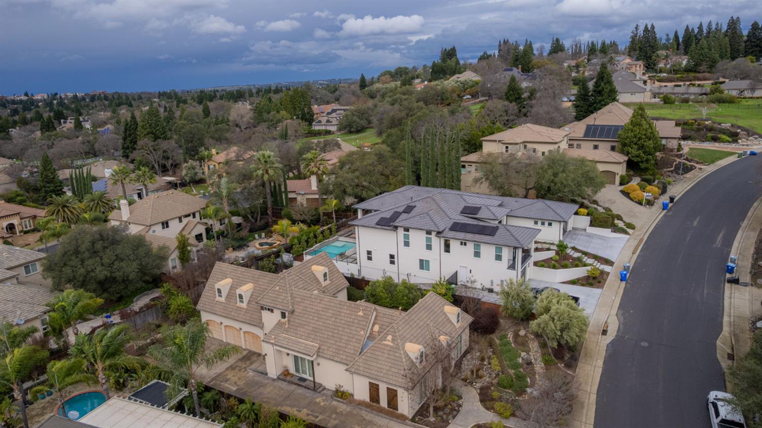 Folsom, California, 95630, United States, 4 Bedrooms Bedrooms, ,4 BathroomsBathrooms,Residential,Active,2008257