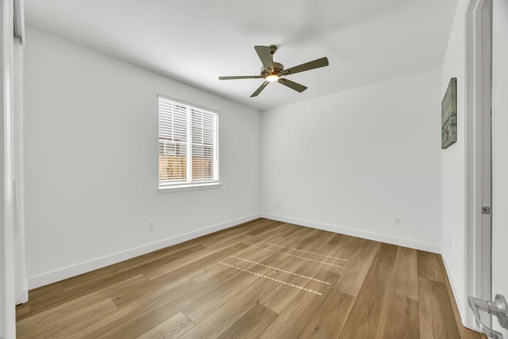 Folsom, California, 95630, United States, 4 Bedrooms Bedrooms, ,3 BathroomsBathrooms,Residential,Active,1922343