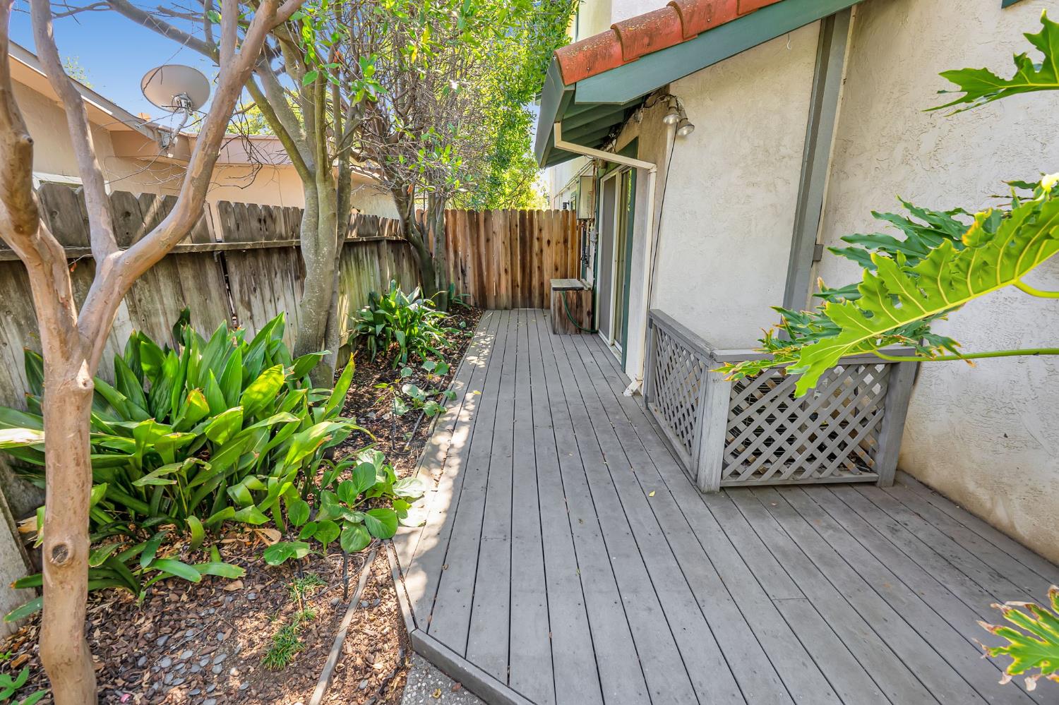 Davis, California, 95618, United States, 5 Bedrooms Bedrooms, ,4 BathroomsBathrooms,Residential,Active,1960157