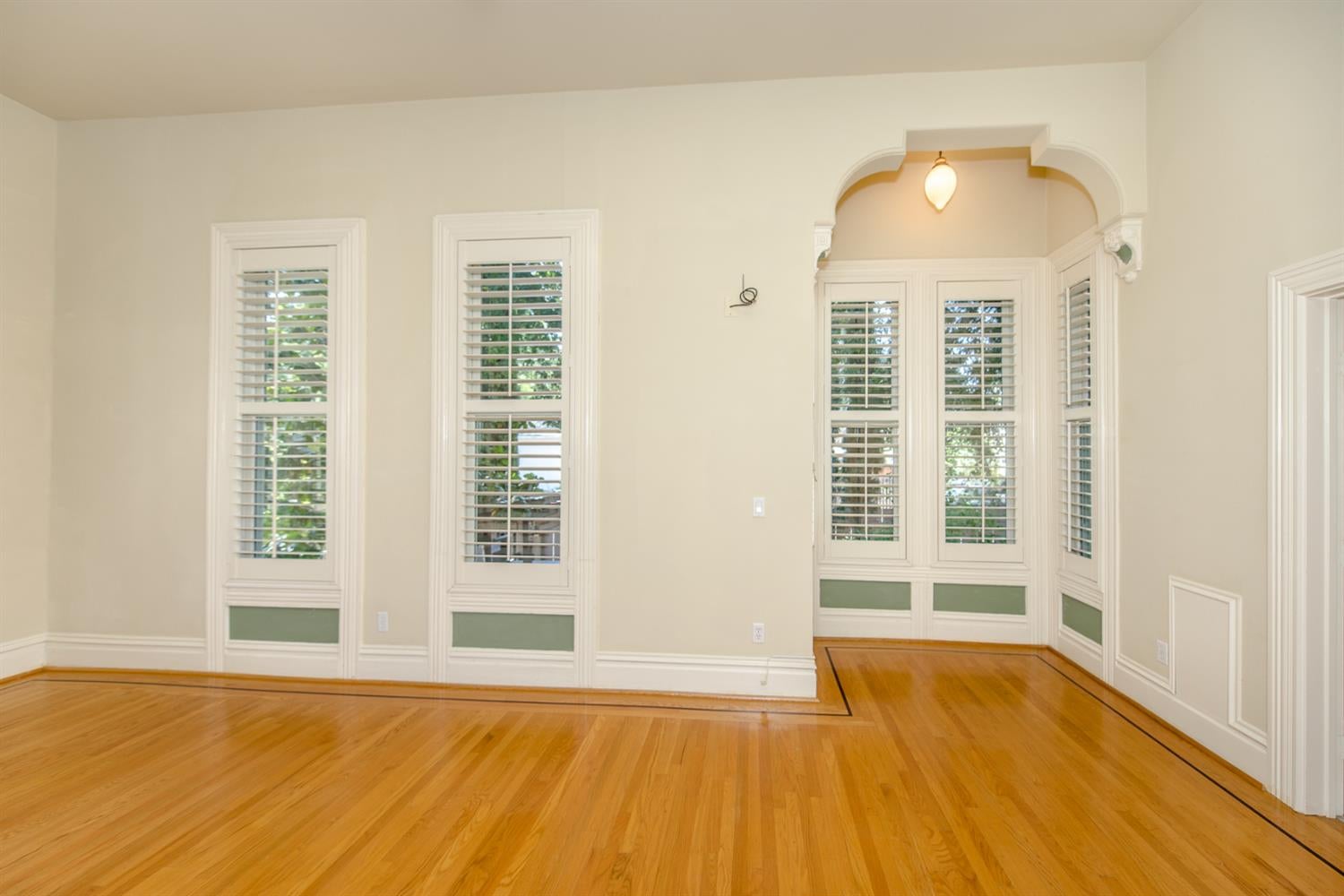 Woodland, California, 95695, United States, 5 Bedrooms Bedrooms, ,4 BathroomsBathrooms,Residential,Active,1843839