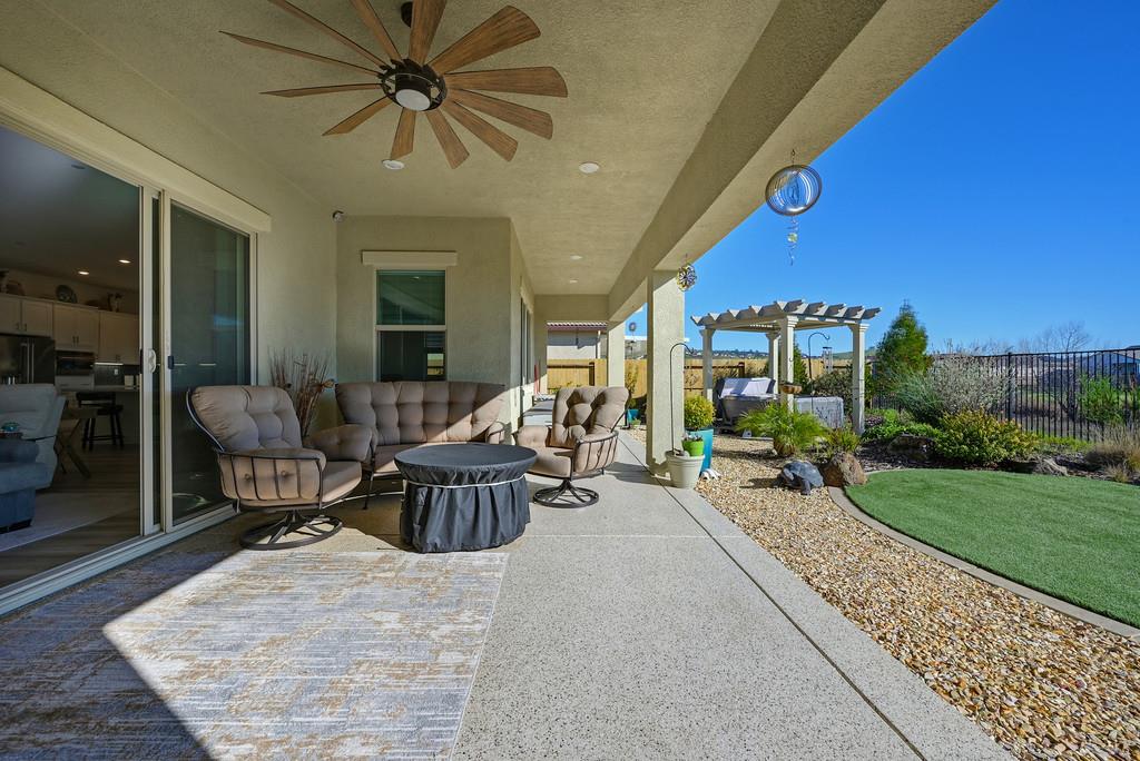 El Dorado Hills, California, 95762, United States, 2 Bedrooms Bedrooms, ,3 BathroomsBathrooms,Residential,Active,2009425