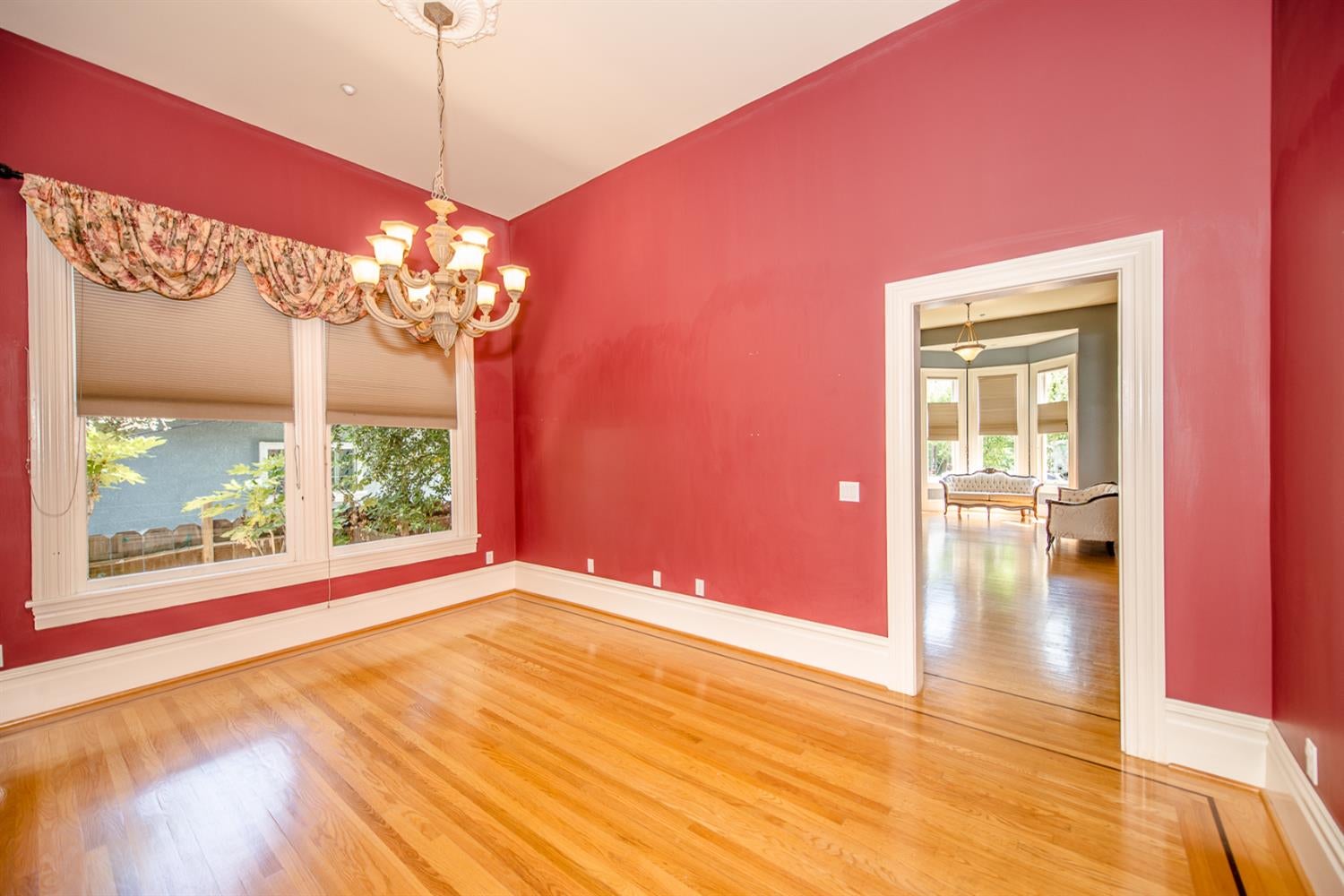 Woodland, California, 95695, United States, 5 Bedrooms Bedrooms, ,4 BathroomsBathrooms,Residential,Active,1843839