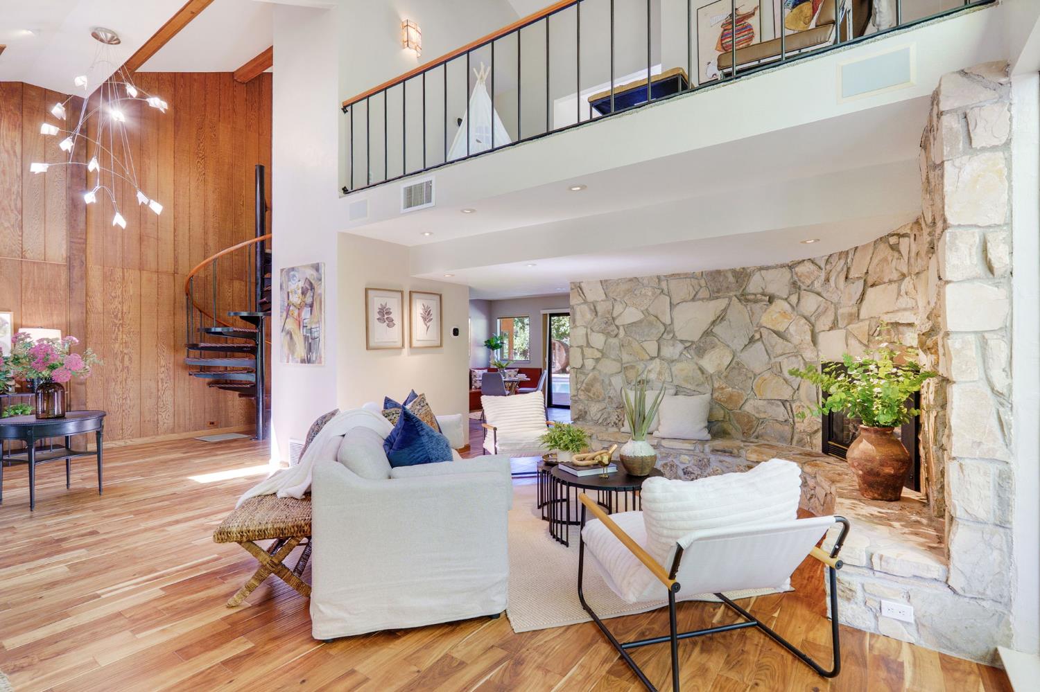 Davis, California, 95616, United States, 4 Bedrooms Bedrooms, ,4 BathroomsBathrooms,Residential,Active,1922349