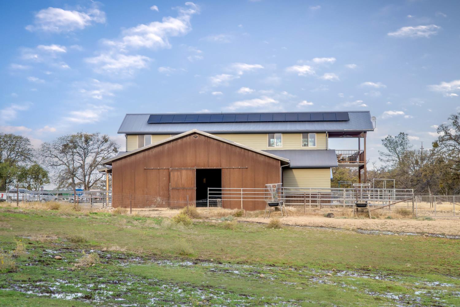 Smartsville, California, 95977, United States, 1 Bedroom Bedrooms, ,3 BathroomsBathrooms,Residential,Active,1952299