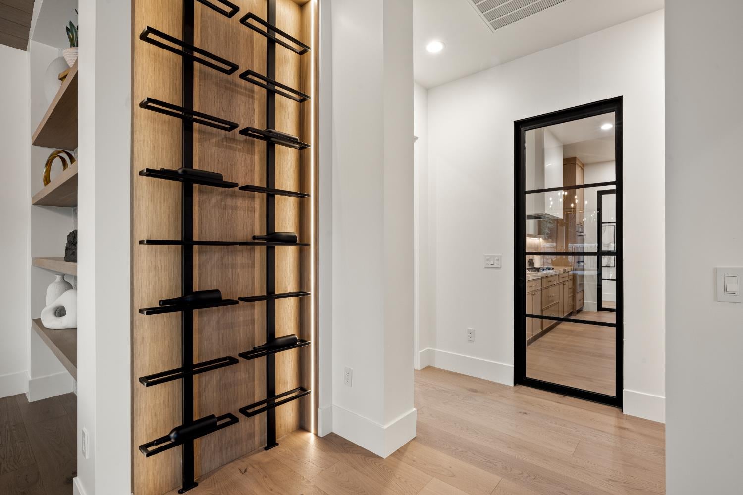 Newcastle, California, 95658, United States, 4 Bedrooms Bedrooms, ,6 BathroomsBathrooms,Residential,Active,1973288