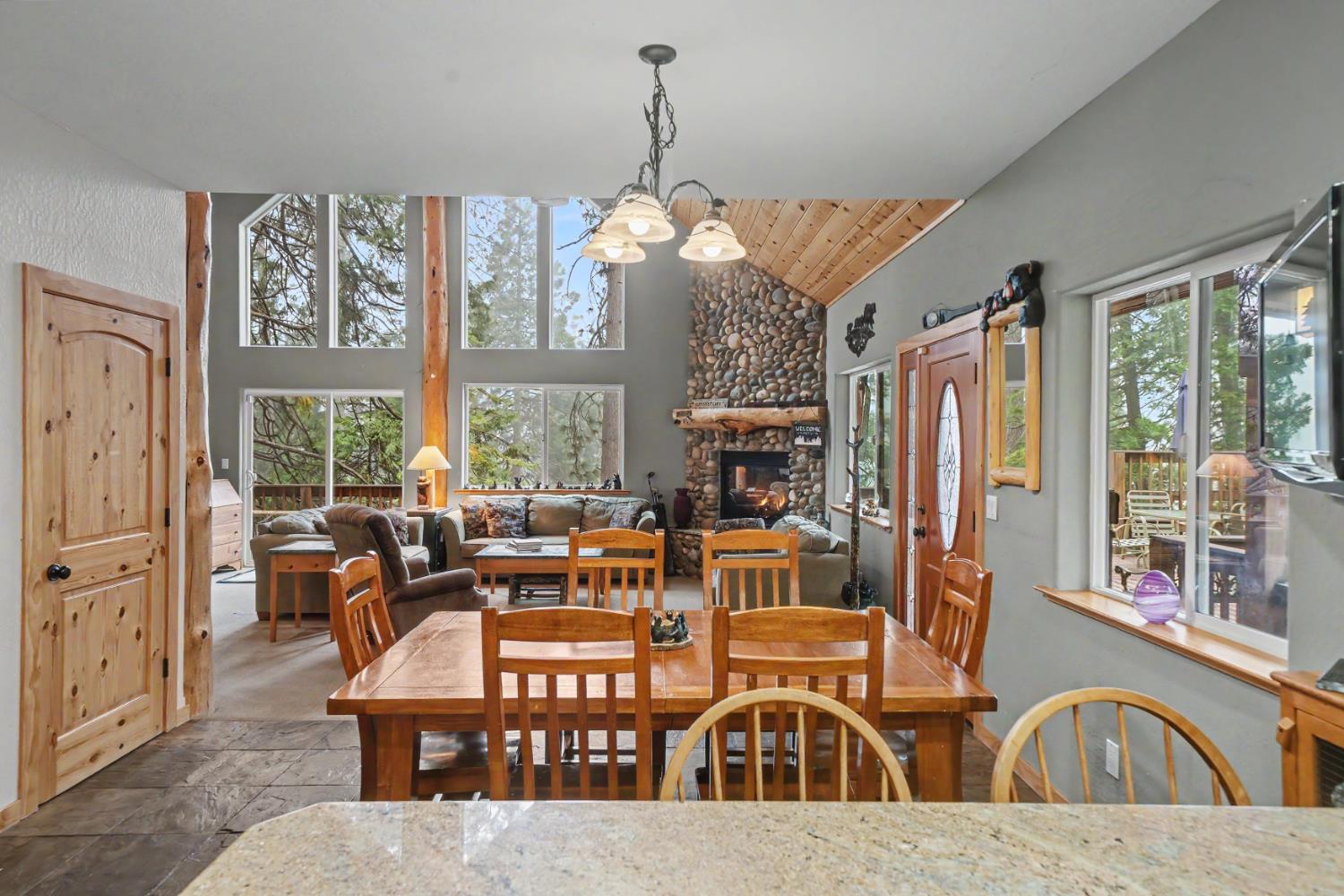 Arnold, California, 95223, United States, 3 Bedrooms Bedrooms, ,5 BathroomsBathrooms,Residential,Active,2044178