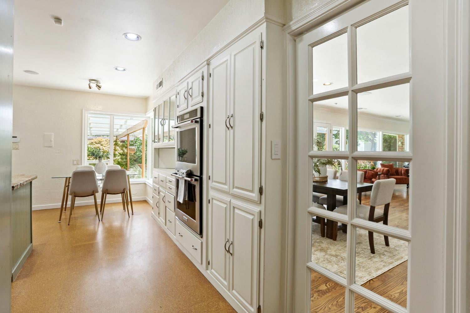 Modesto, California, 95350, United States, 4 Bedrooms Bedrooms, ,3 BathroomsBathrooms,Residential,Active,1877804