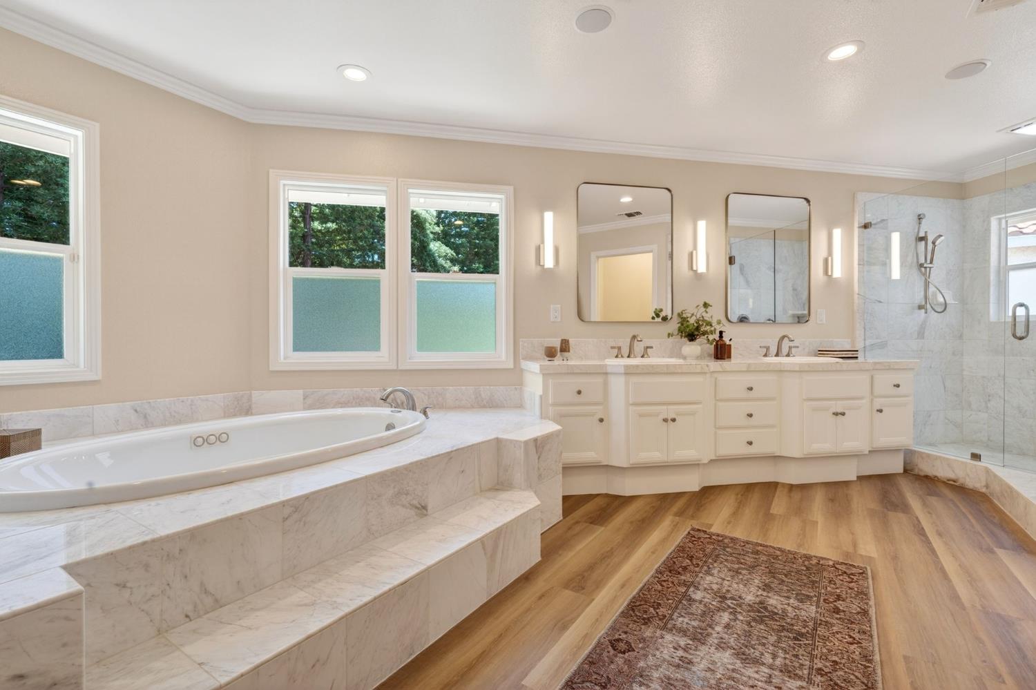 Davis, California, 95618, United States, 4 Bedrooms Bedrooms, ,3 BathroomsBathrooms,Residential,Pending,2045806