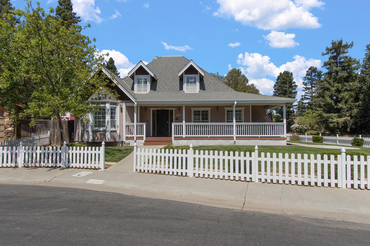 Davis, California, 95618, United States, 4 Bedrooms Bedrooms, ,3 BathroomsBathrooms,Residential,Active,1914765