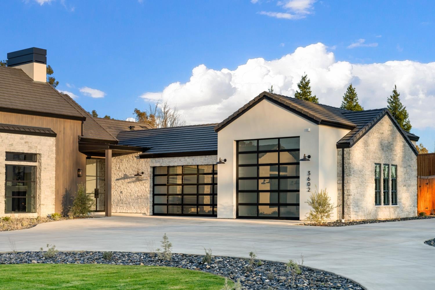 Loomis, California, 95650, United States, 4 Bedrooms Bedrooms, ,5 BathroomsBathrooms,Residential,Active,1893259