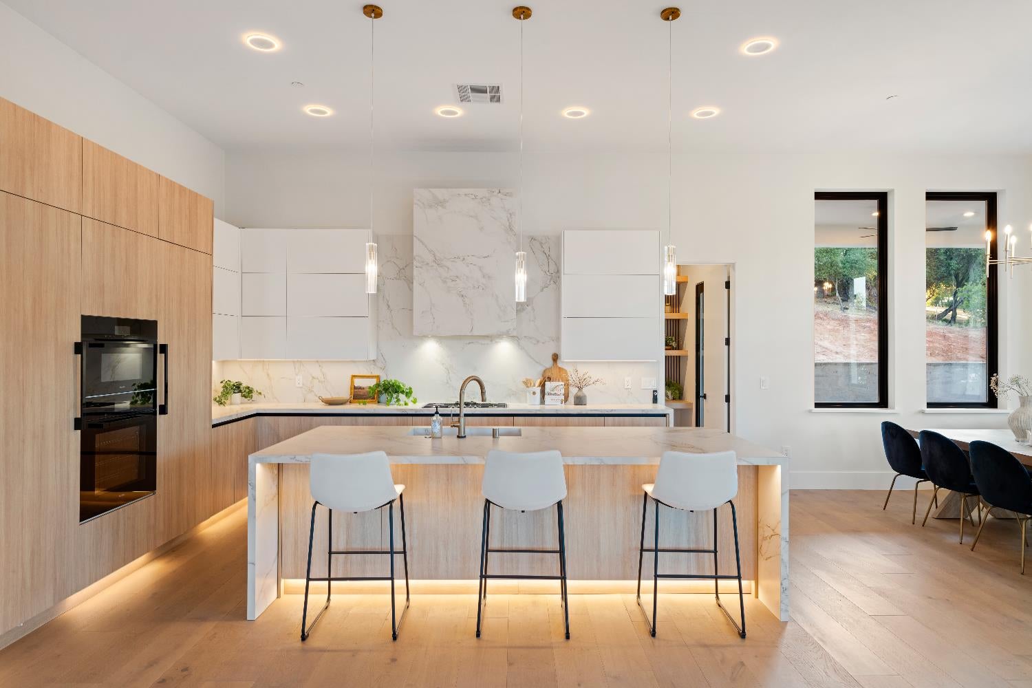 Newcastle, California, 95658, United States, 5 Bedrooms Bedrooms, ,5 BathroomsBathrooms,Residential,Active,1989749