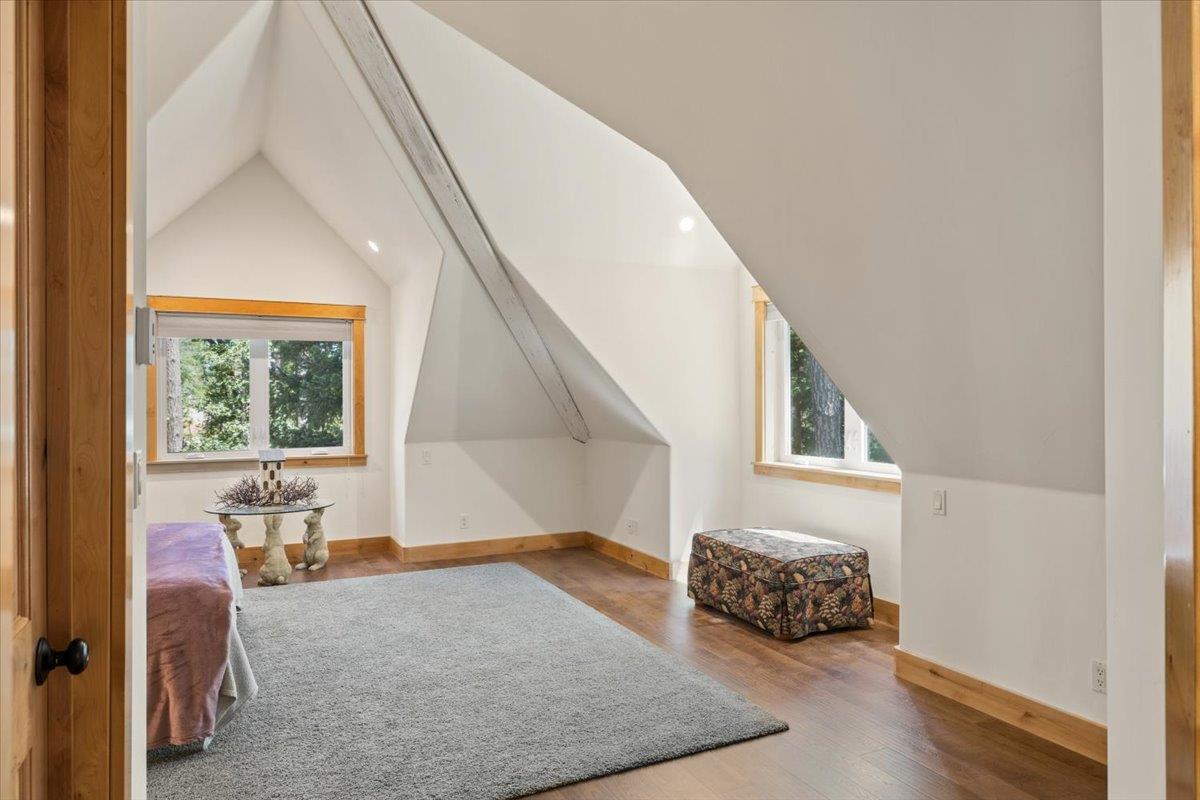 Nevada City, California, 95959, United States, 3 Bedrooms Bedrooms, ,4 BathroomsBathrooms,Residential,Active,1893237