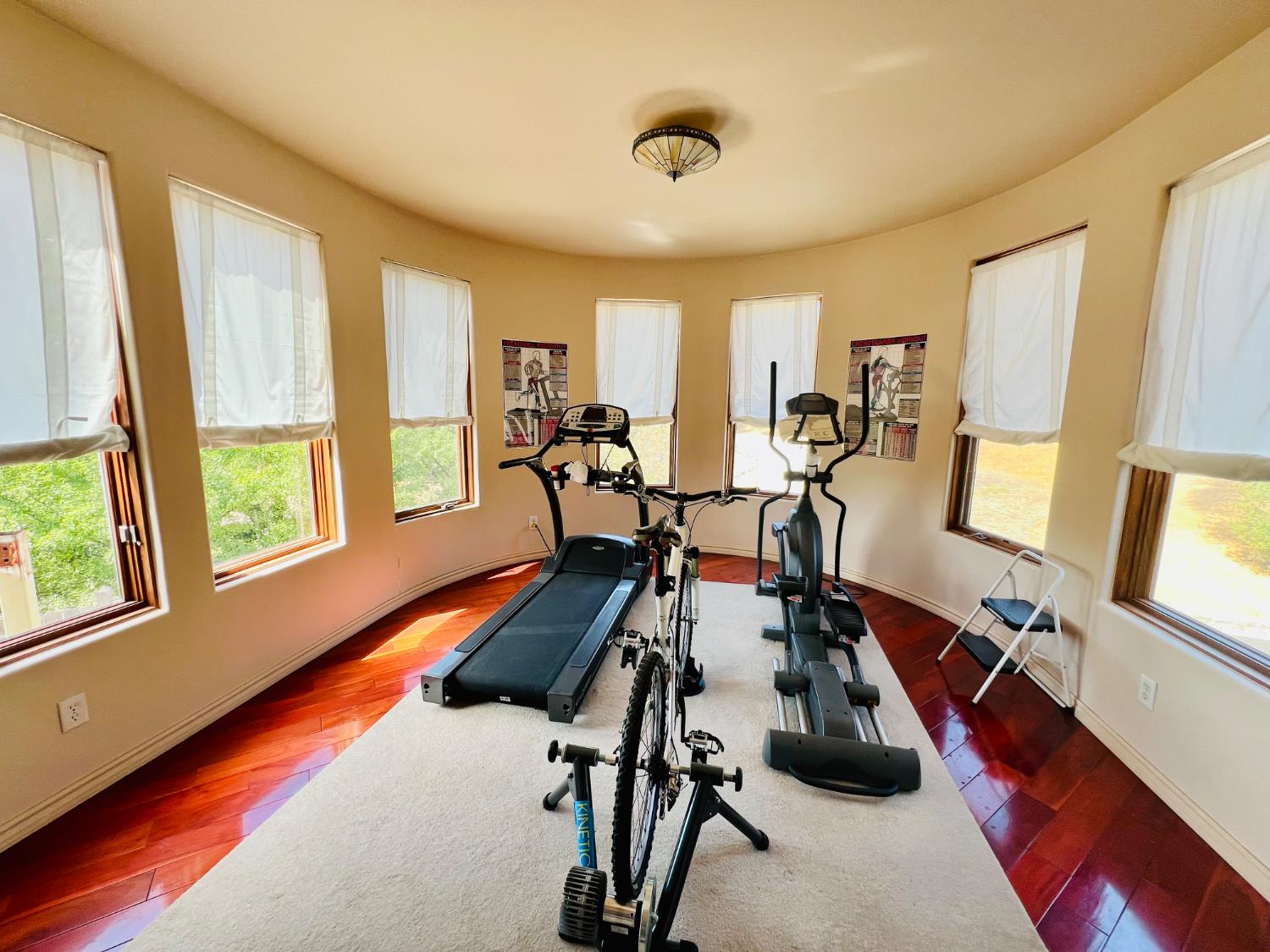 Angels Camp, California, 95222, United States, 4 Bedrooms Bedrooms, ,4 BathroomsBathrooms,Residential,Active,1945061